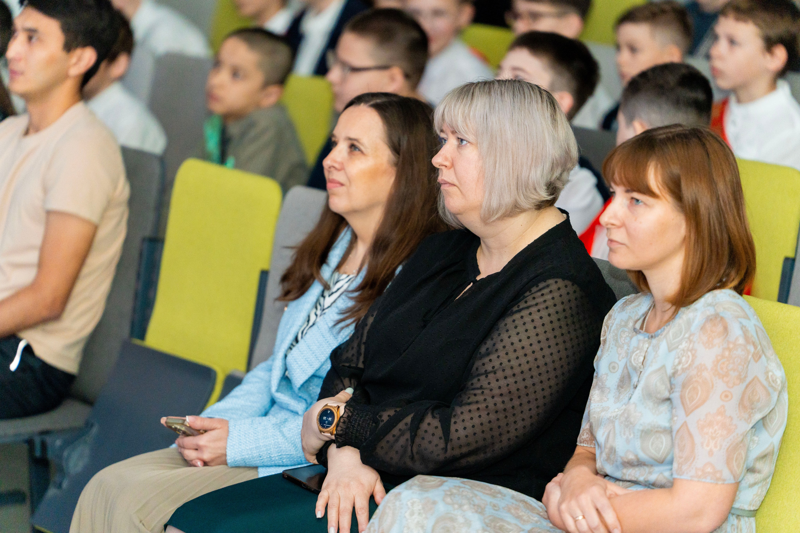 Выпускные 4 классы. Фотограф Юлия Попова
