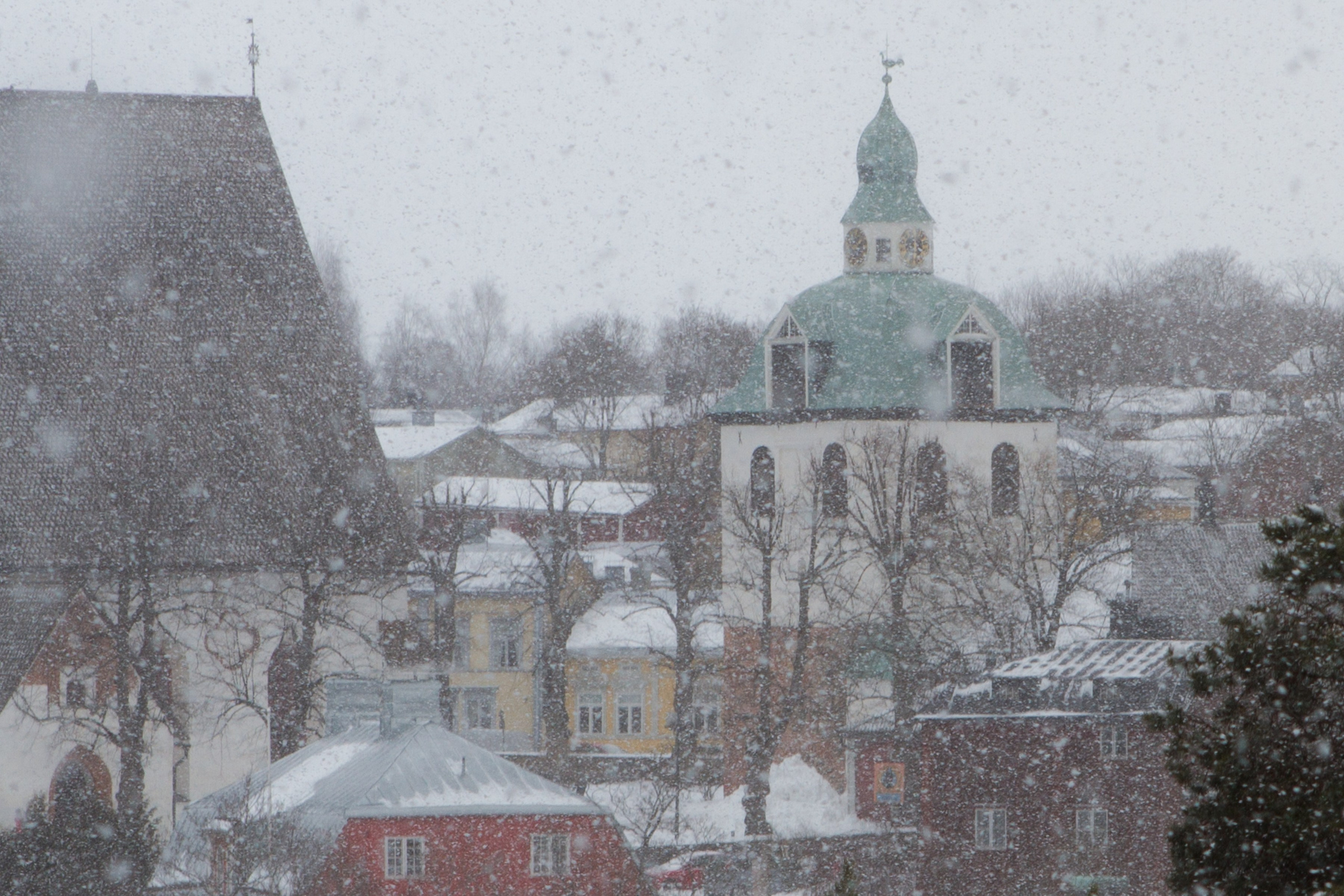 Дома метель