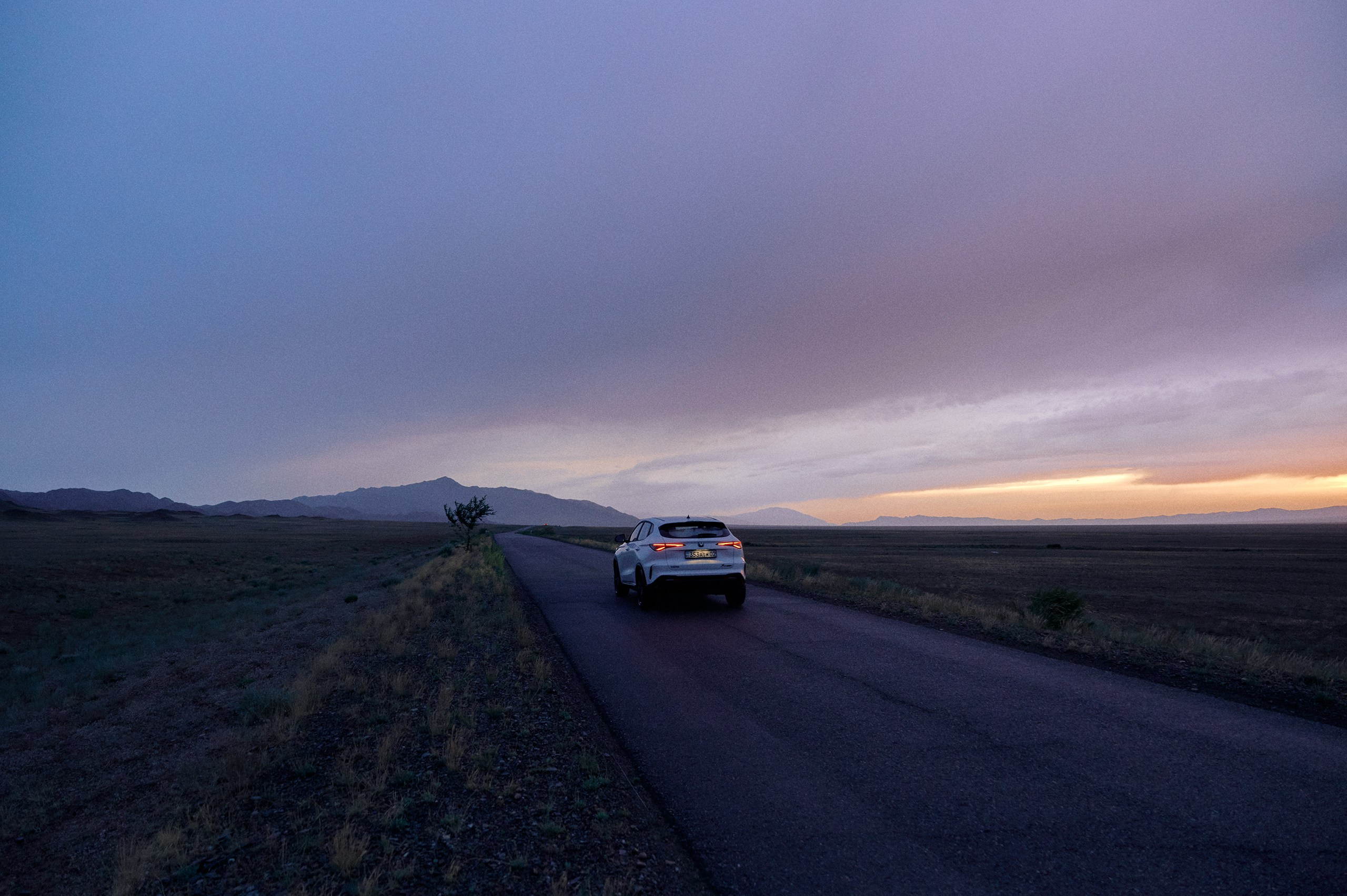 2025 — путешествия на цифру. Фотограф в Алматы — Алексей Коньков | Репортаж, свадьбы, портреты