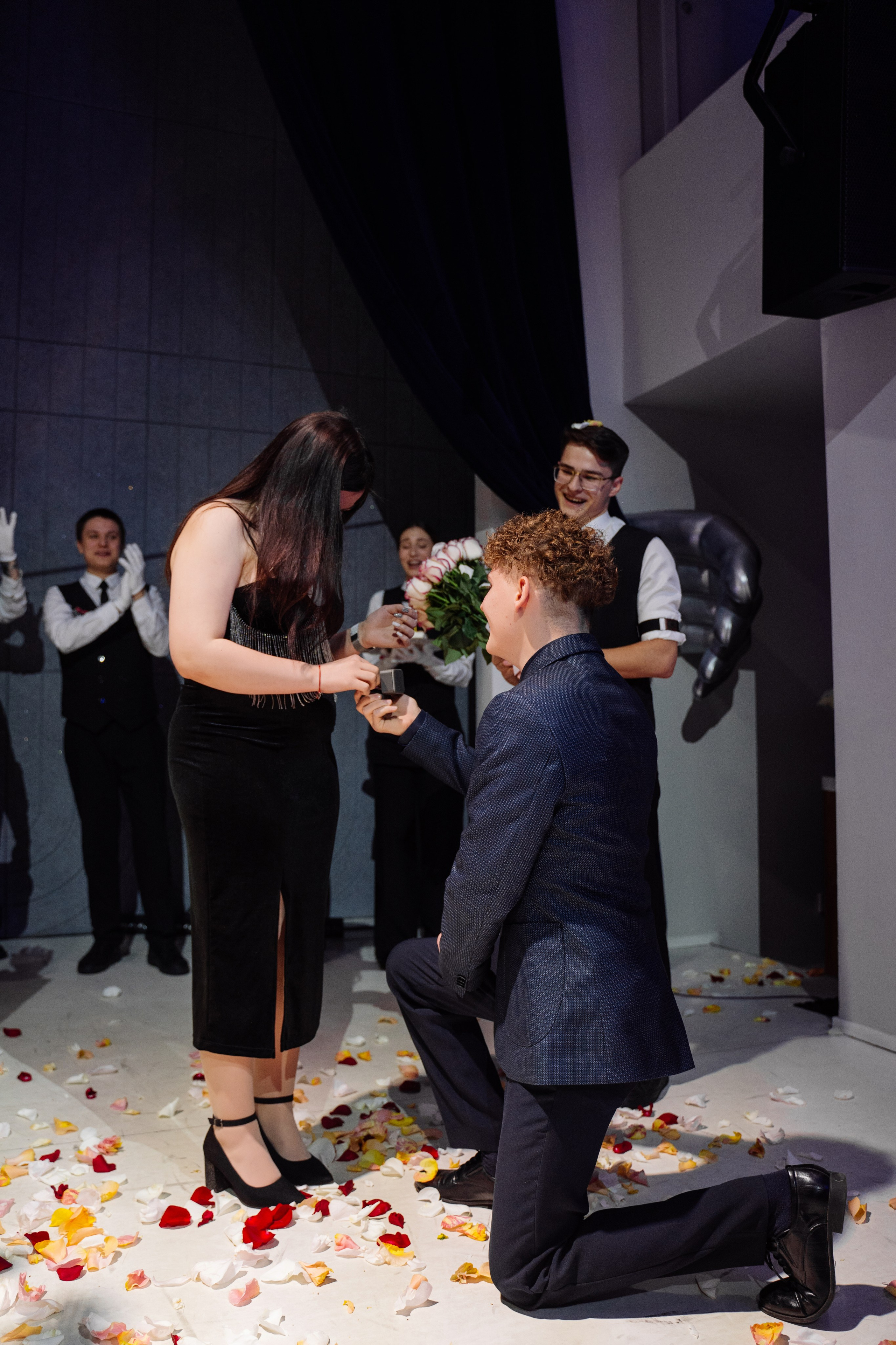 14 февраля (среда). BENUAR Restaurant