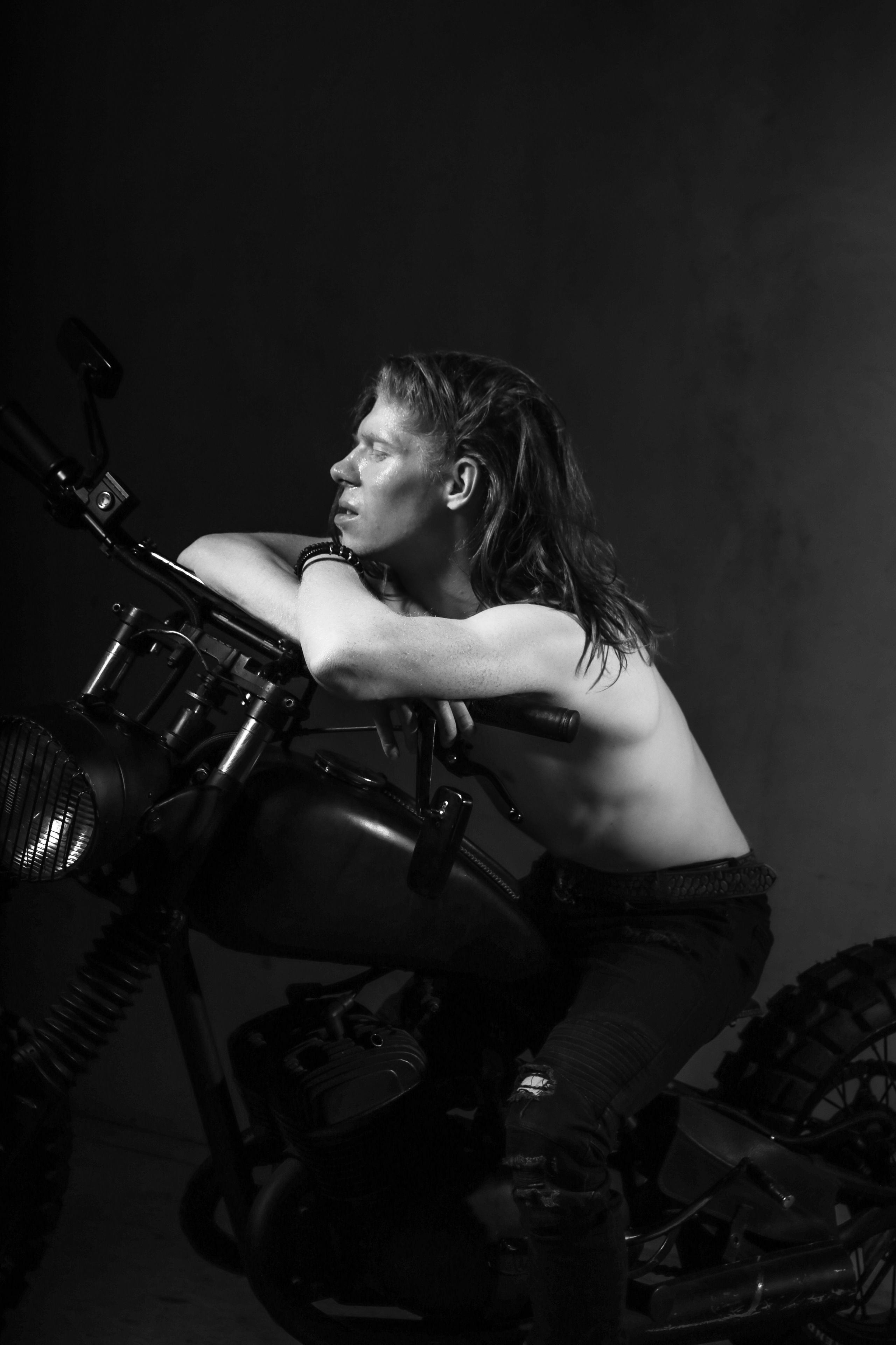 Паша. Костюмер, художник кино и телевидения в спб