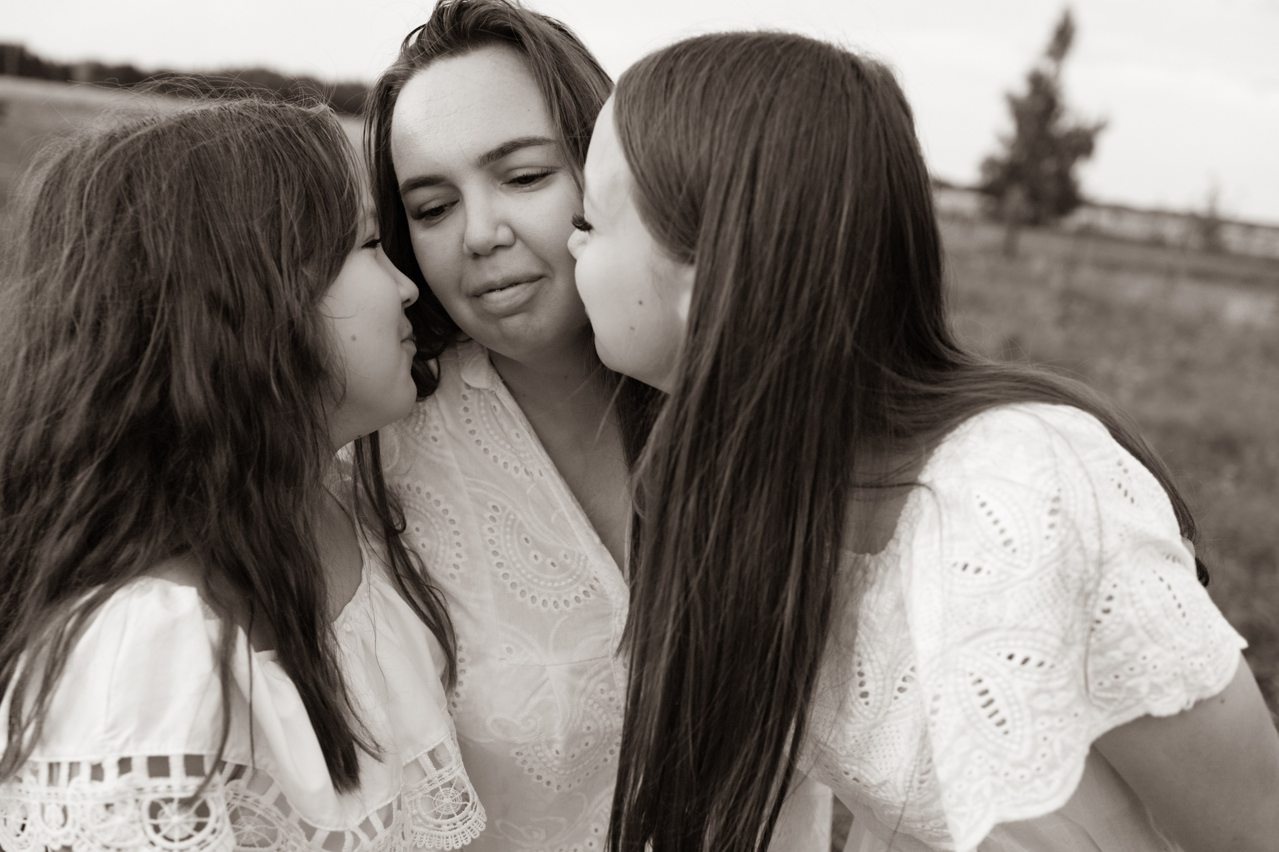 Чаепитие под тучками. Ваш фотограф