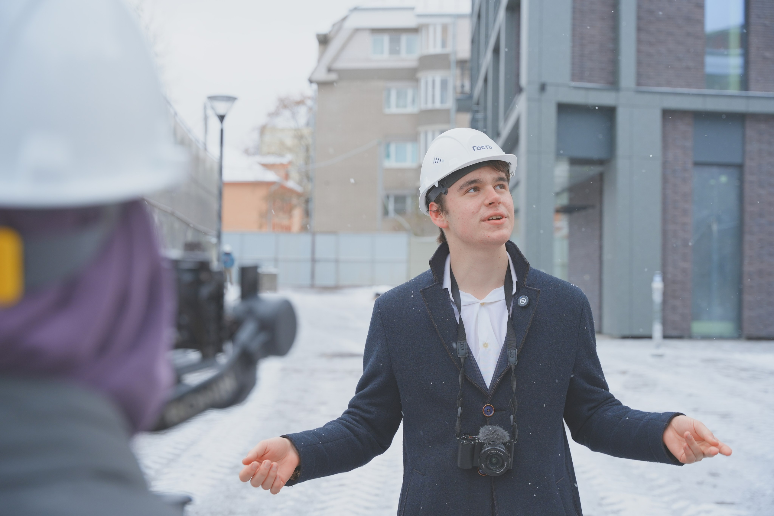 Экскурсия для туристов. Уголок фототворчества Никиты Усачева