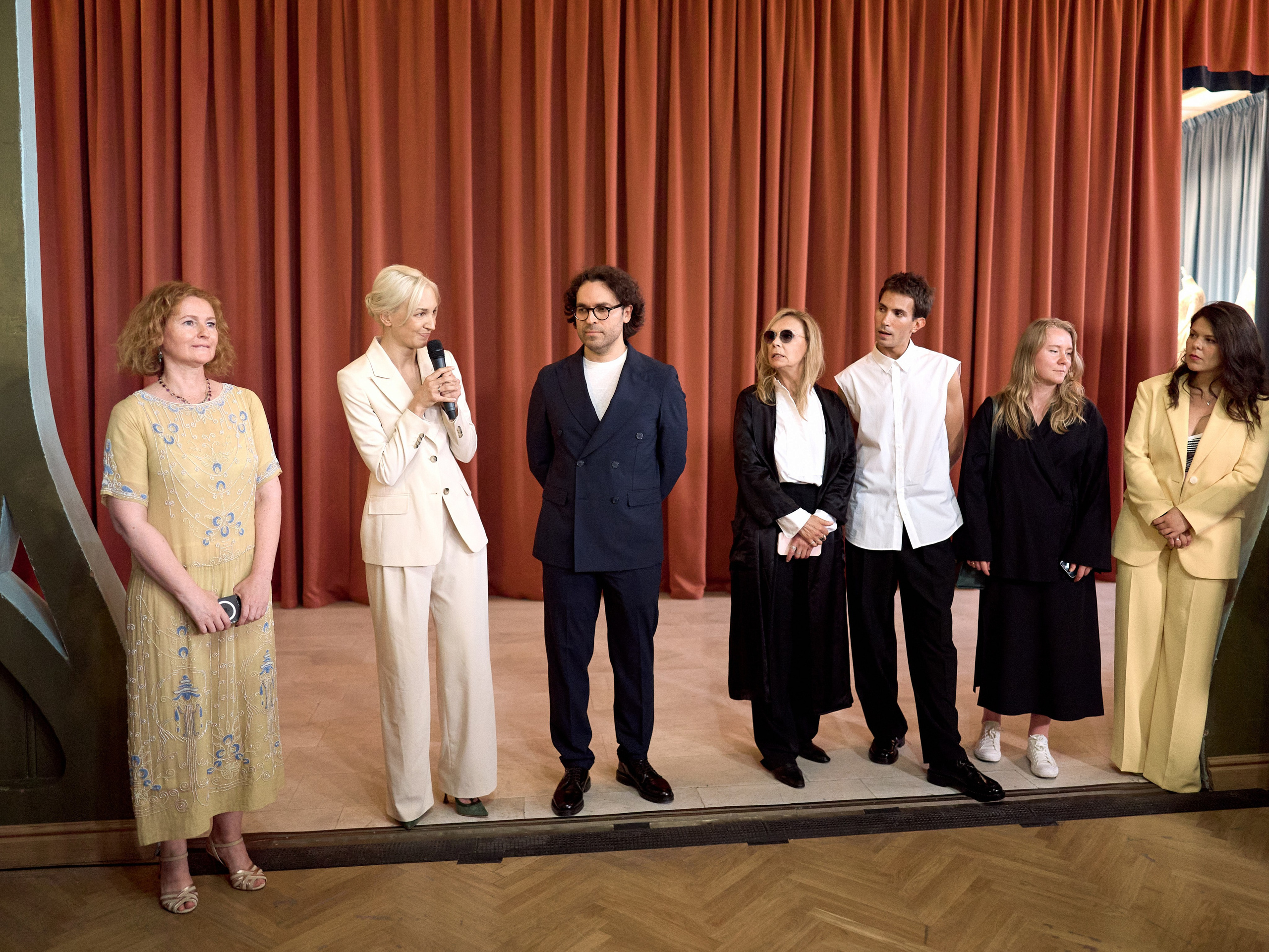 Выставка «Тайны Карениной»