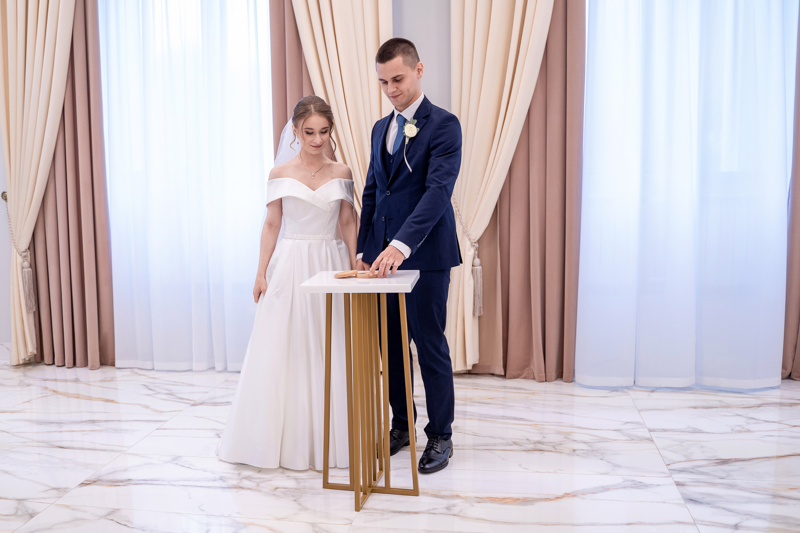 Александр и Виктория. Архив