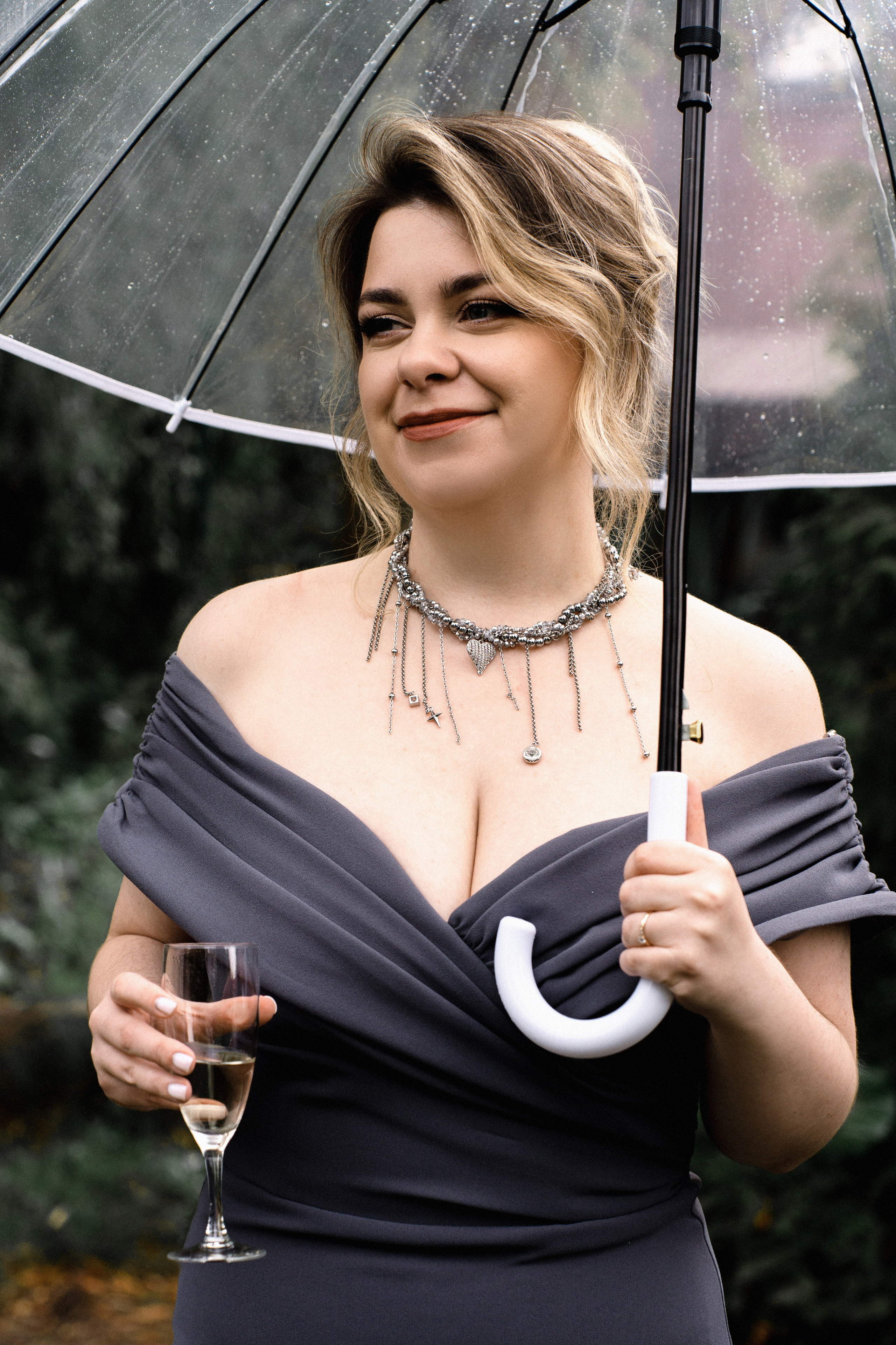 Утро невесты и торжественная церемония: праздничная фотосессия. Ваш семейный фотограф в Минске — Вика Трегубова