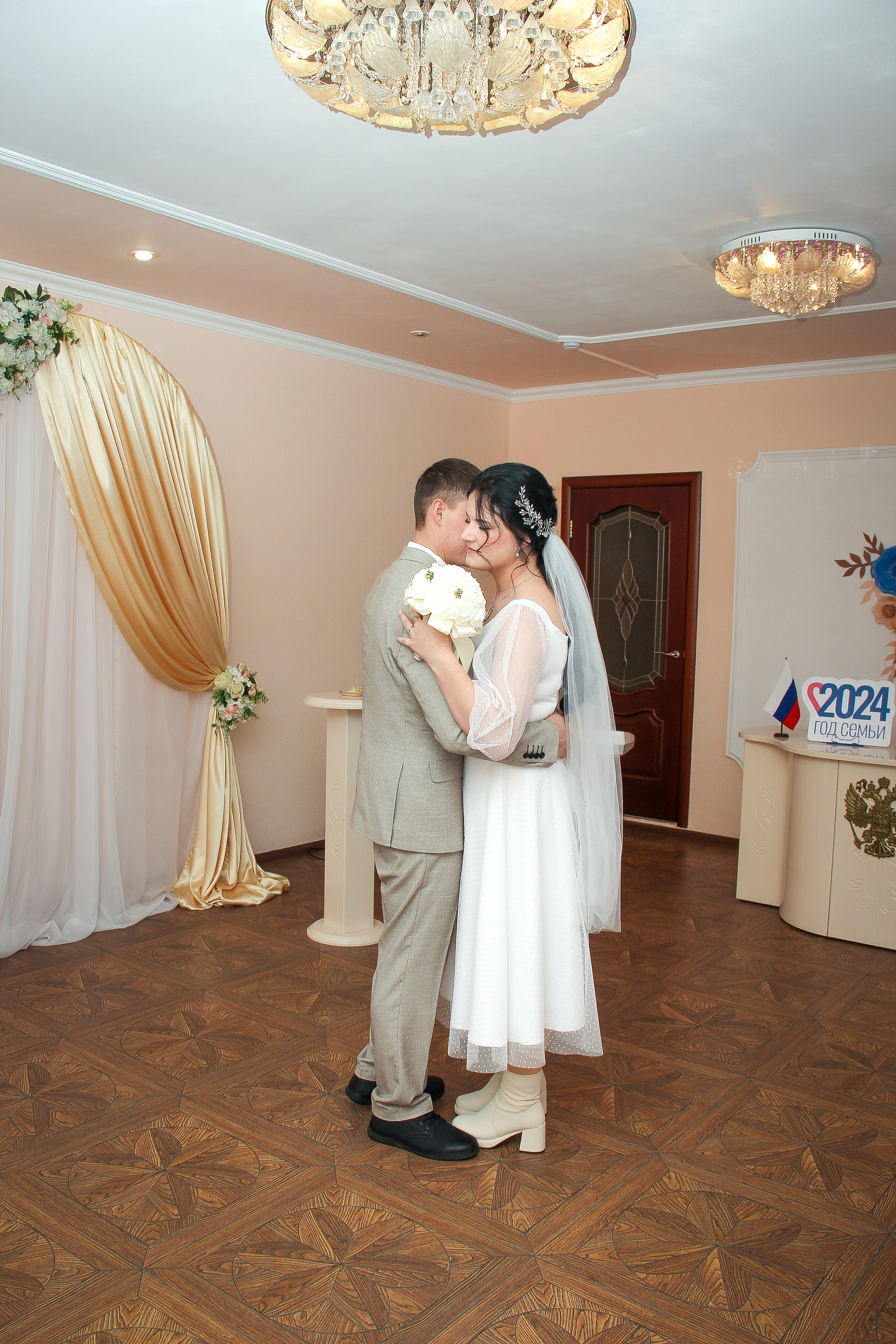 Свадебные фотосессии Барнаул/ Алейск. Выпускные альбомы для школ и Детских садов в Барнауле /Выпускные/Свадебные/Детские/Семейные и др. виды съёмок /Фотограф Вера Валейко