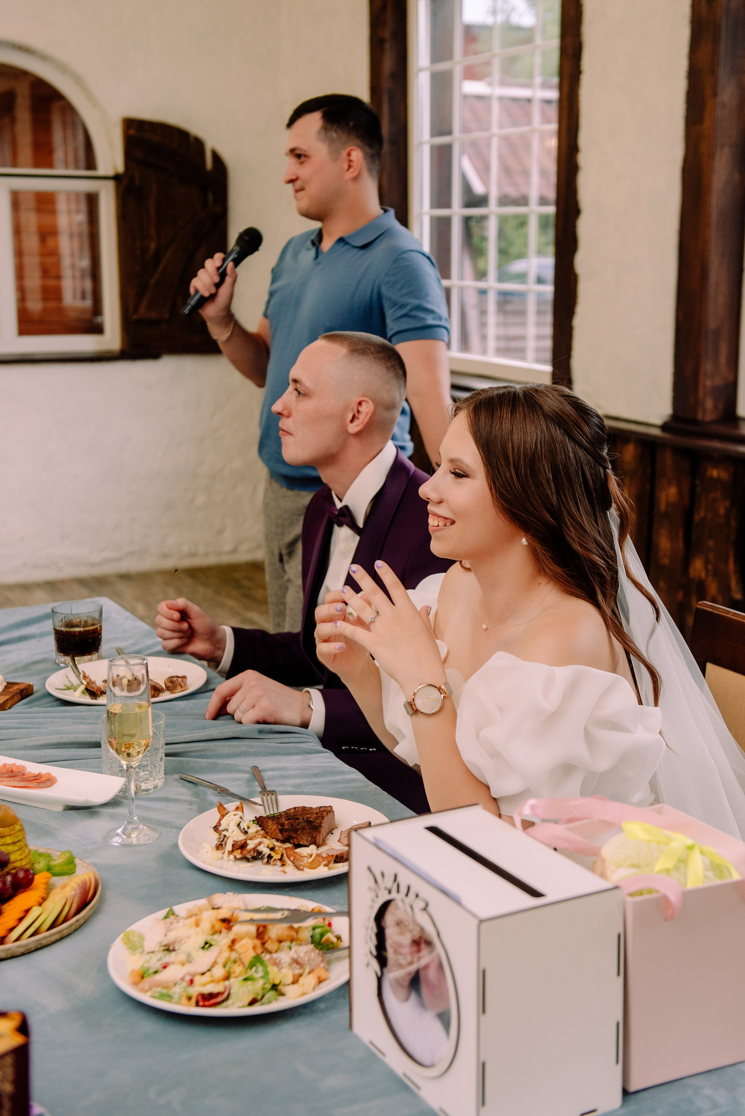 Юля и Саша — душевный банкет. Семейный и свадебный фотограф в Рязани Лиза Голованова