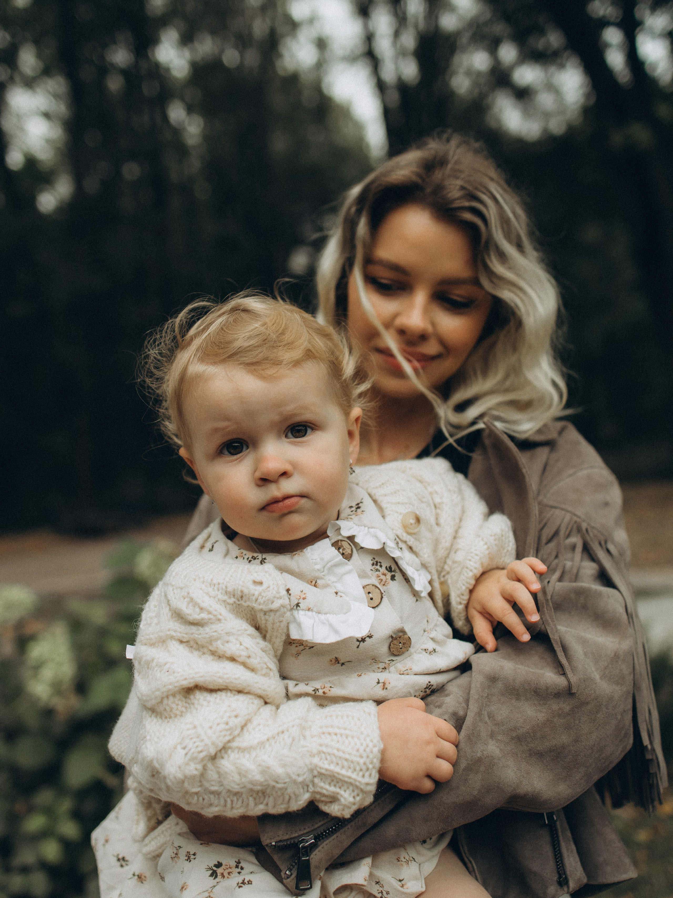 Осенняя история. Вика и Стеша. Фотограф Дарья Соколовская