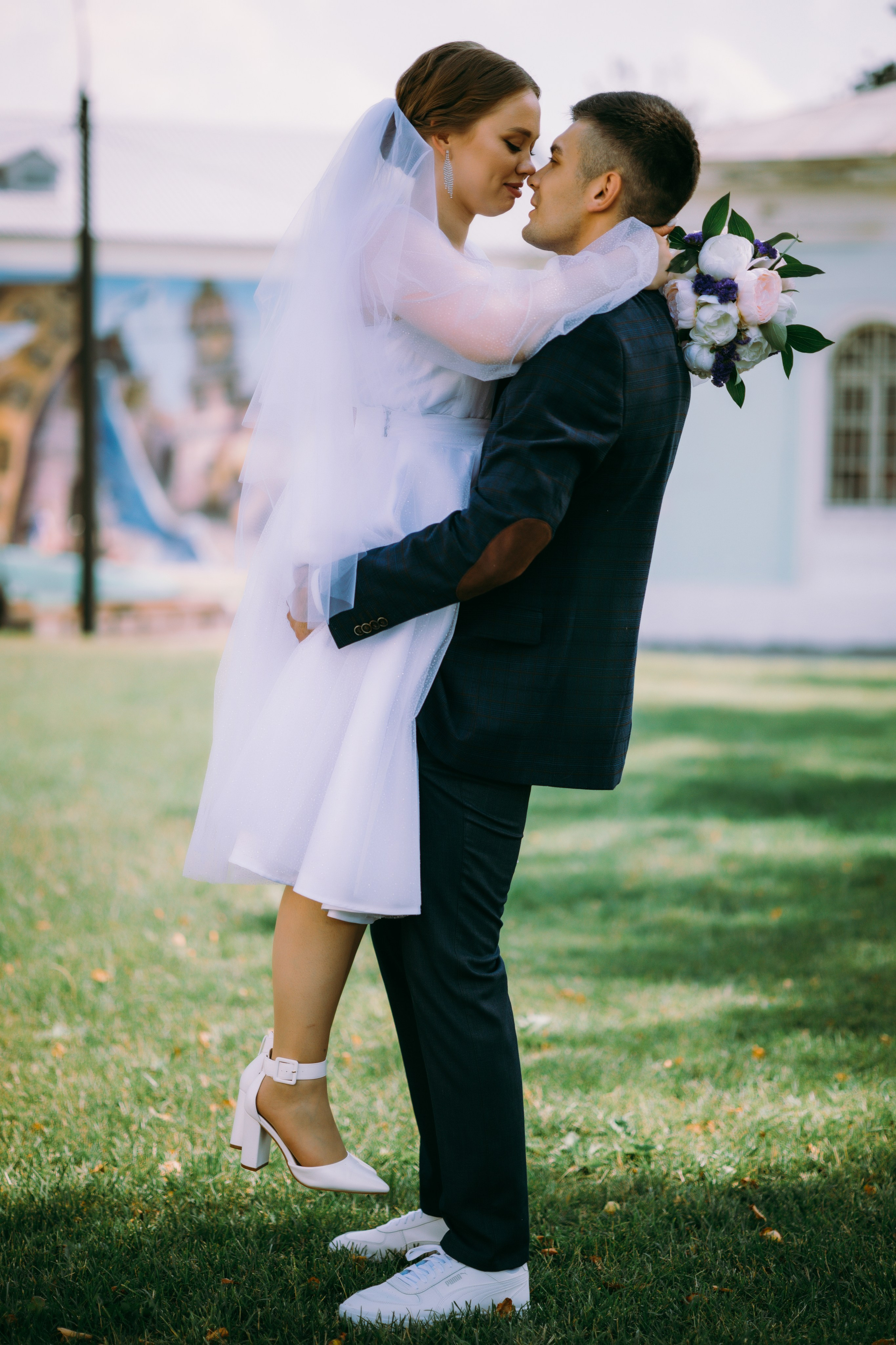 Свадебная фотосессия в Серпухове Никиты и Софьи. Выпускные альбомы в Серпухове