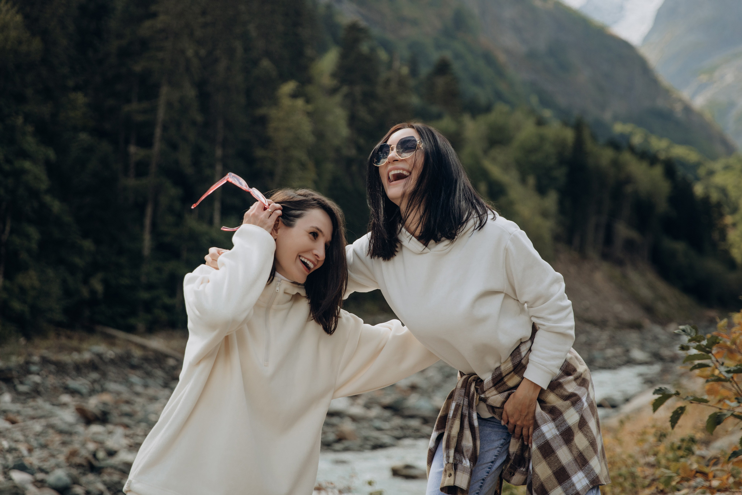 Юля с семьей, Домбай. Портфолио