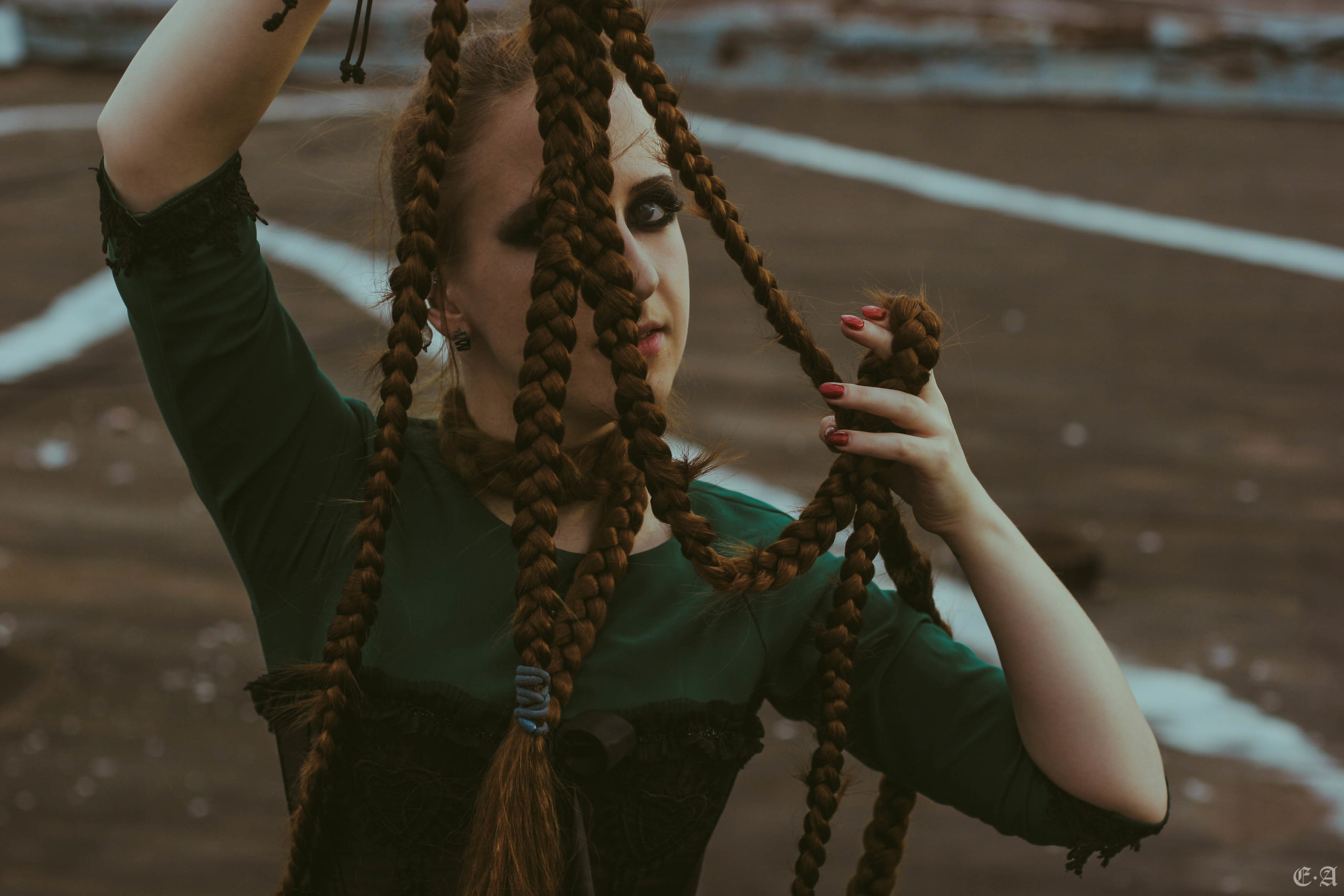 Урбанистическая обитель Рапунцель. Фотограф Ellairen