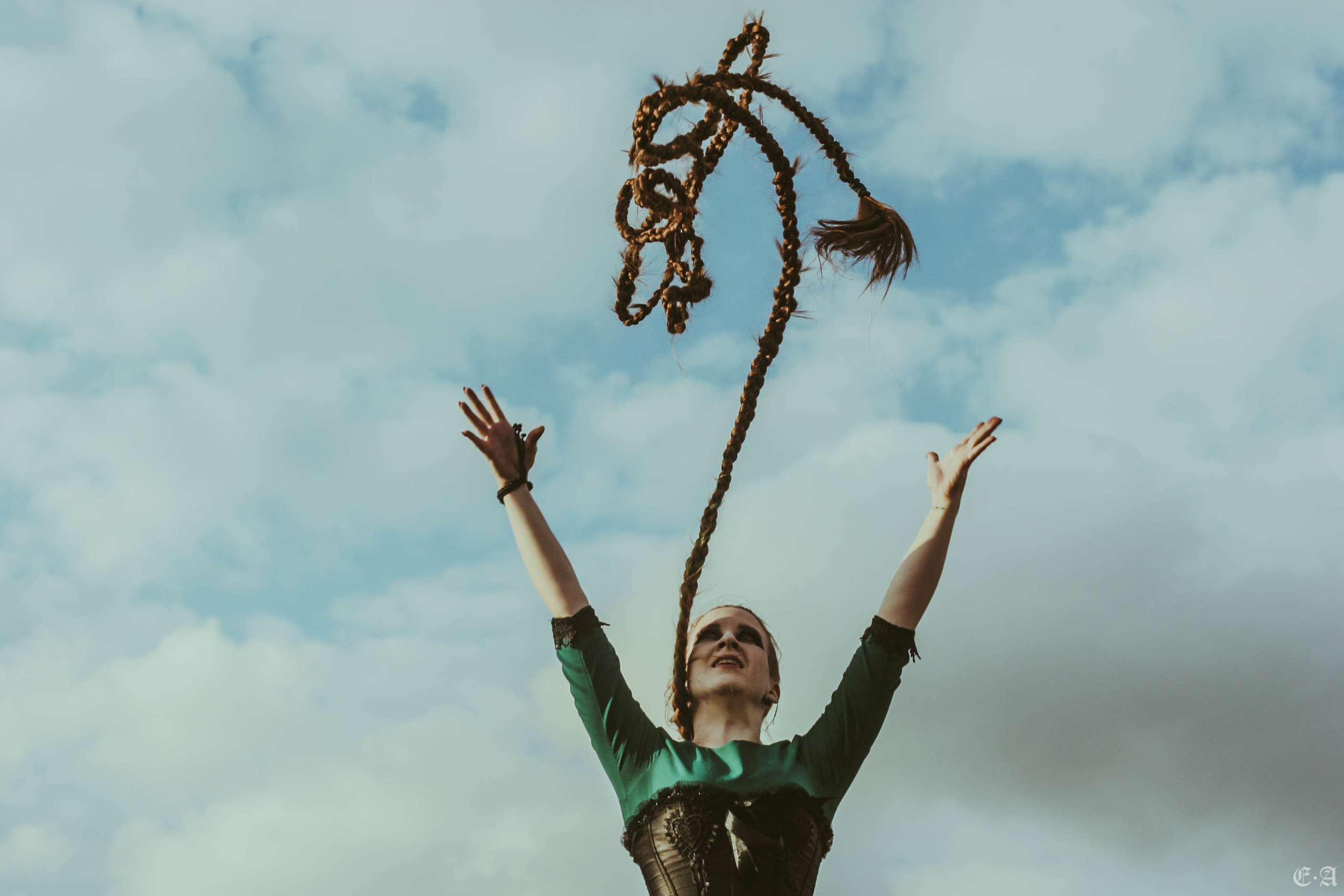 Урбанистическая обитель Рапунцель. Фотограф Ellairen