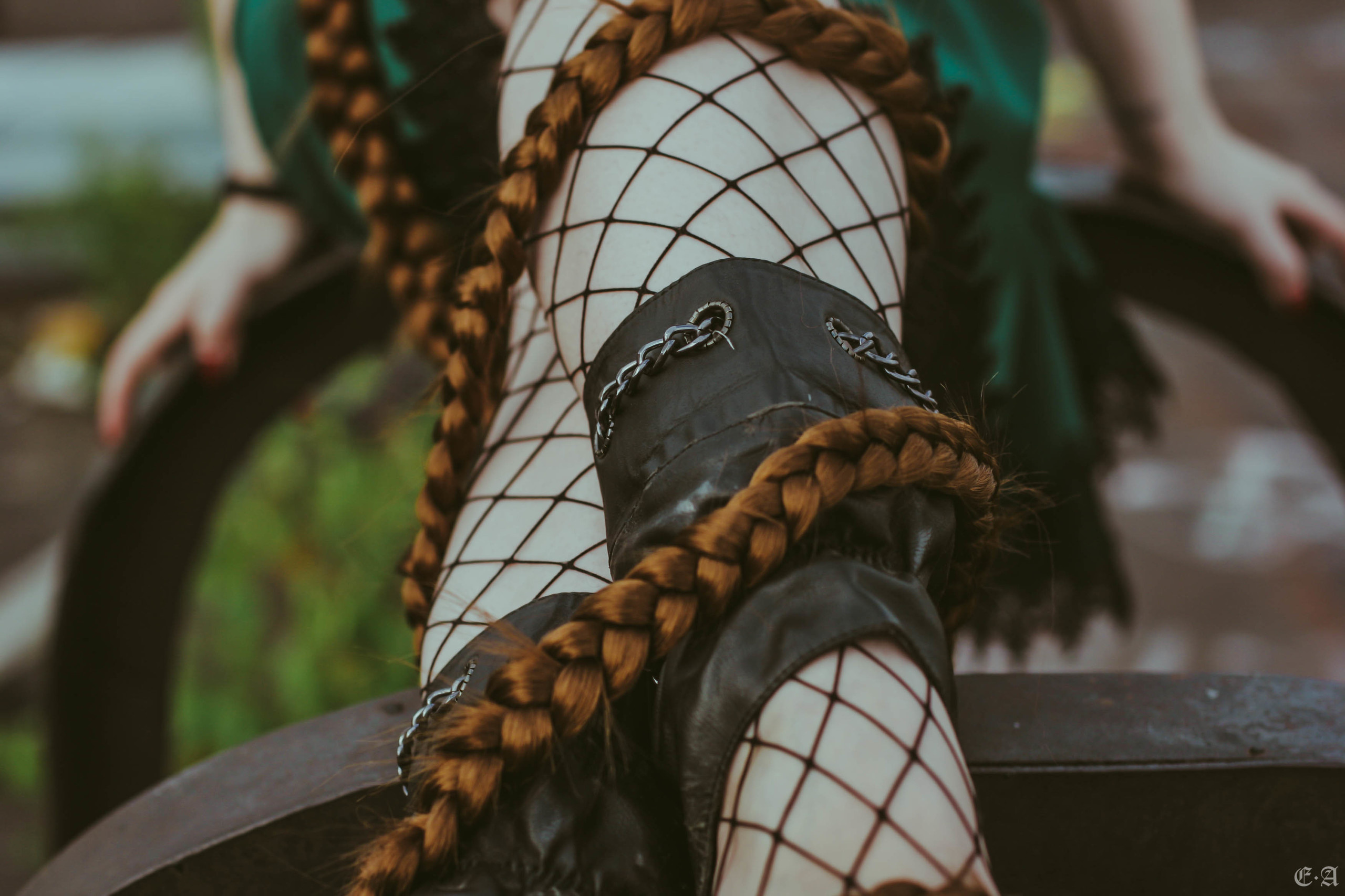 Урбанистическая обитель Рапунцель. Фотограф Ellairen