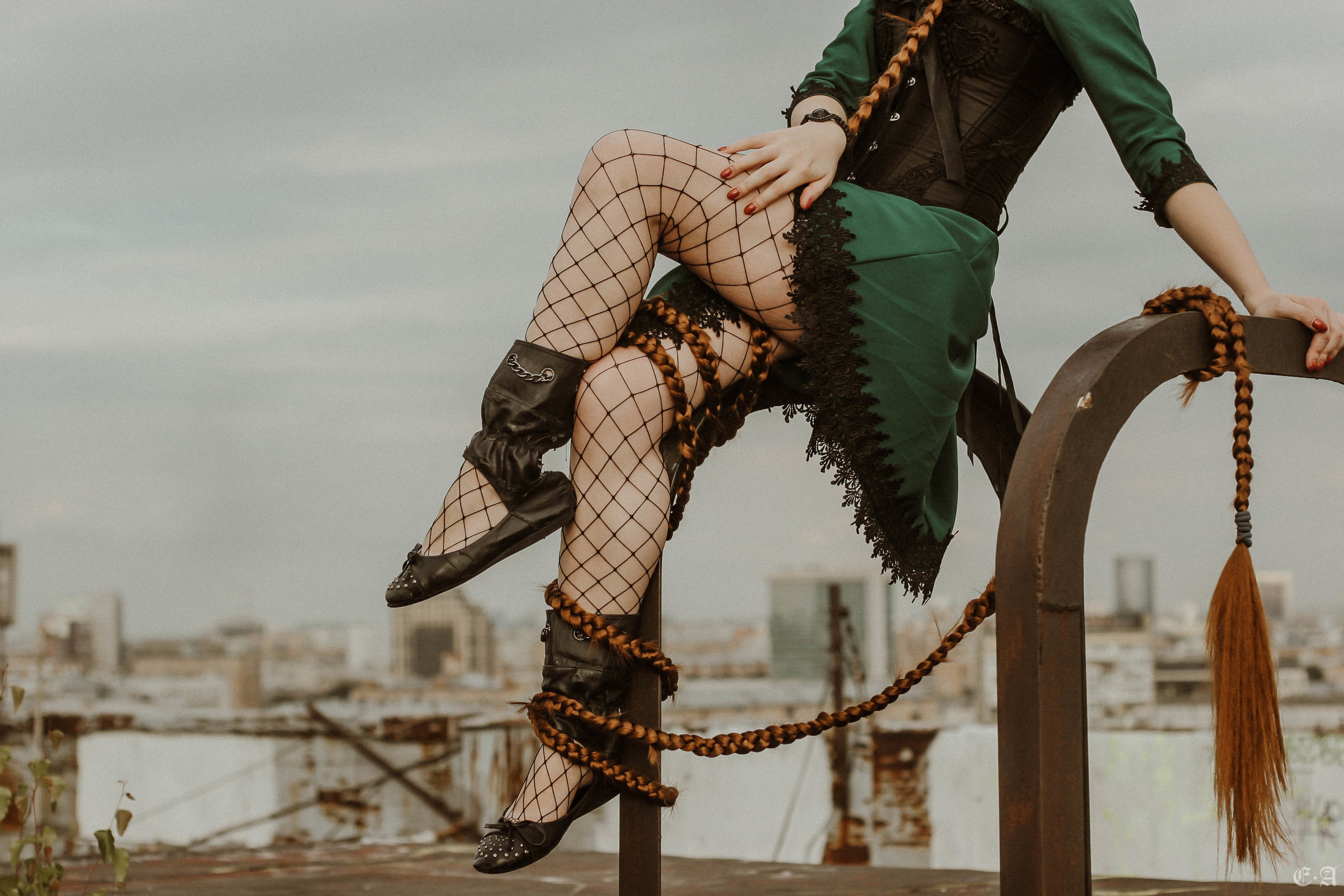 Урбанистическая обитель Рапунцель. Фотограф Ellairen