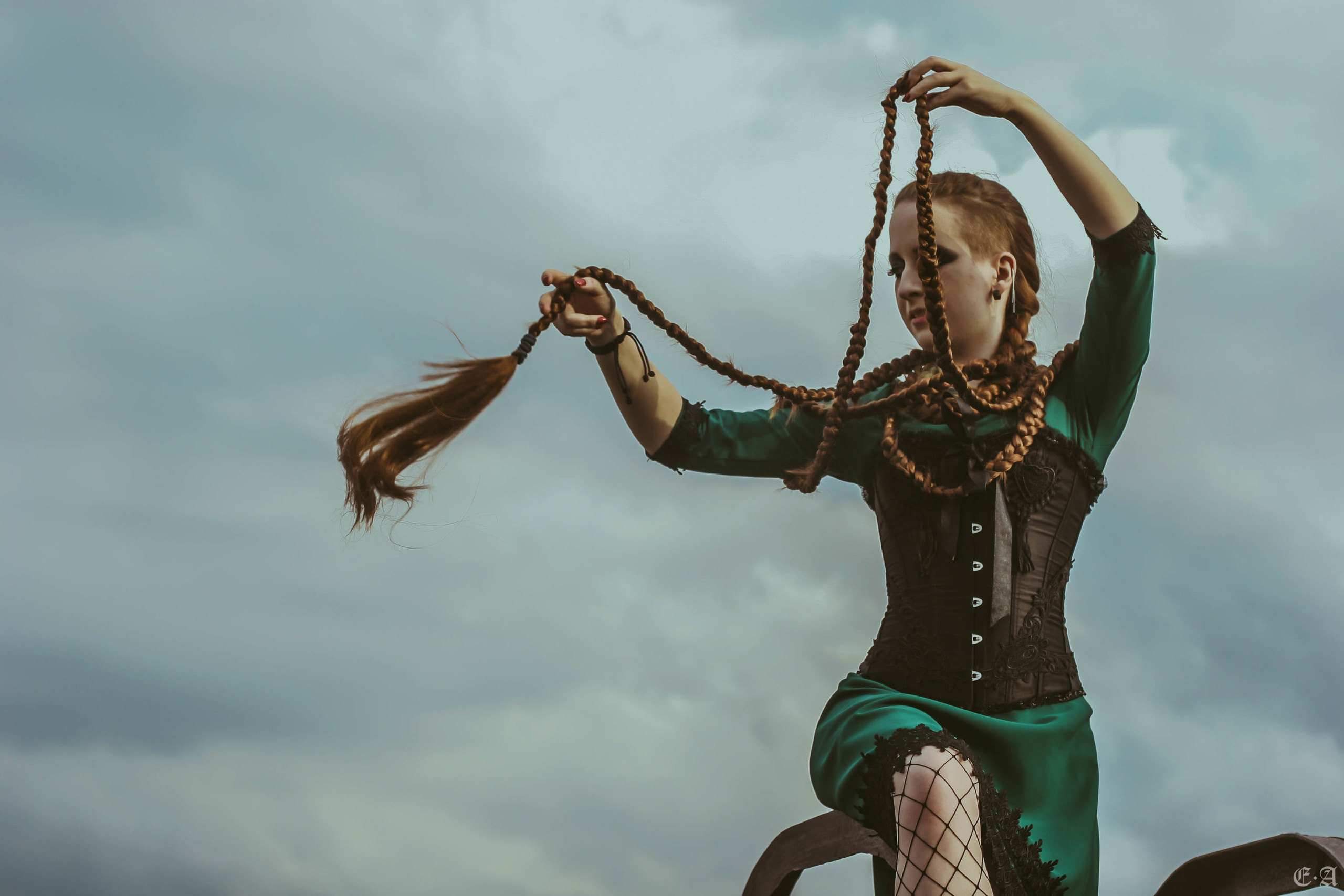 Урбанистическая обитель Рапунцель. Фотограф Ellairen