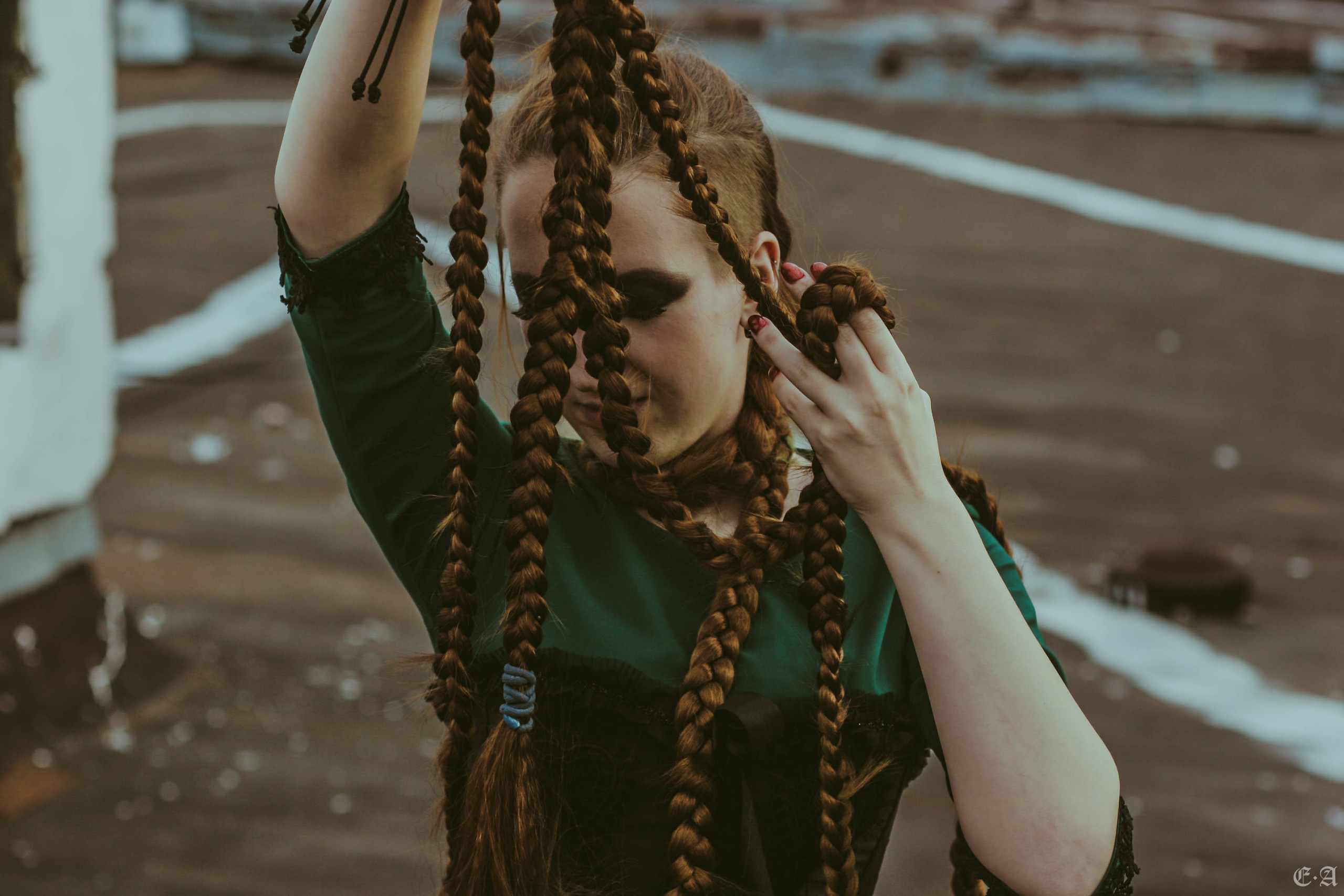 Урбанистическая обитель Рапунцель. Фотограф Ellairen