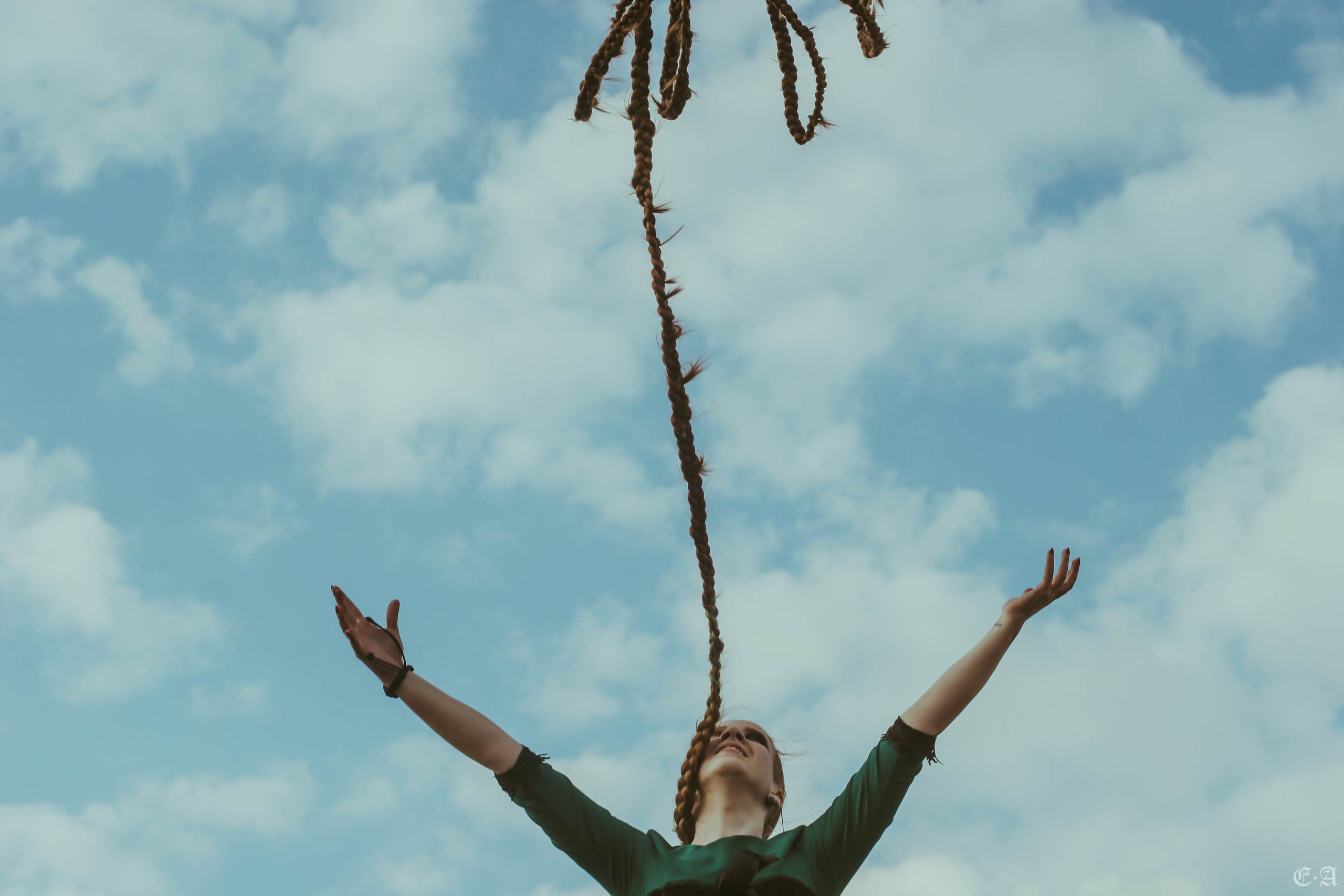 Урбанистическая обитель Рапунцель. Фотограф Ellairen