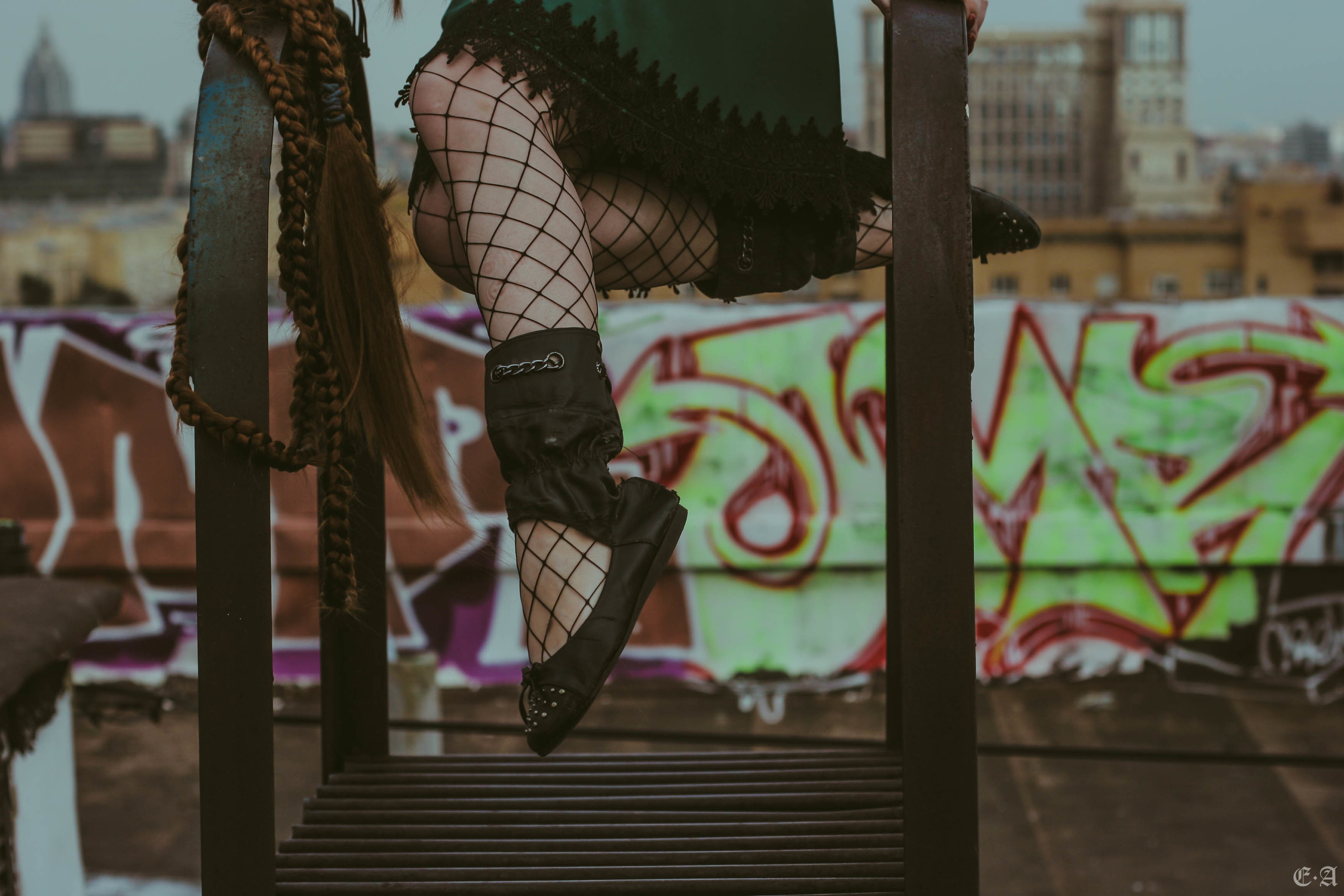 Урбанистическая обитель Рапунцель. Фотограф Ellairen