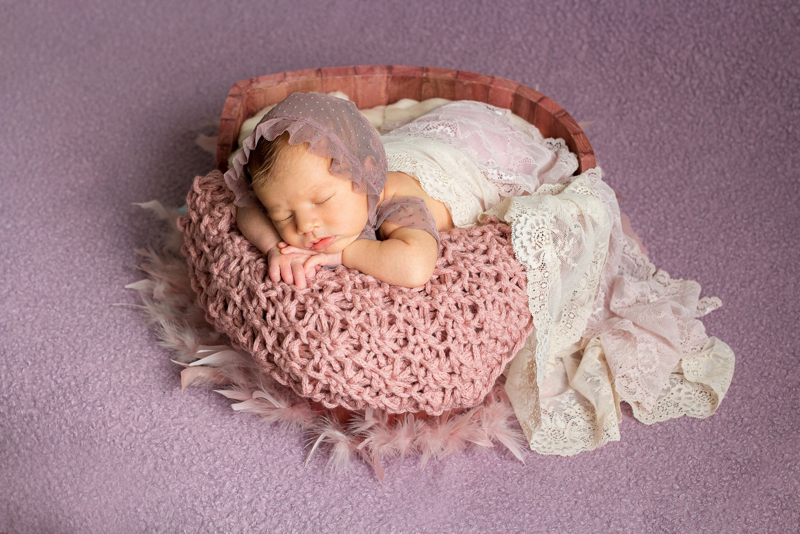 Корзинки и бадейки для фотосессии Ньюборн. Фотограф новорожденных в г. Миасс Анна Плотникова