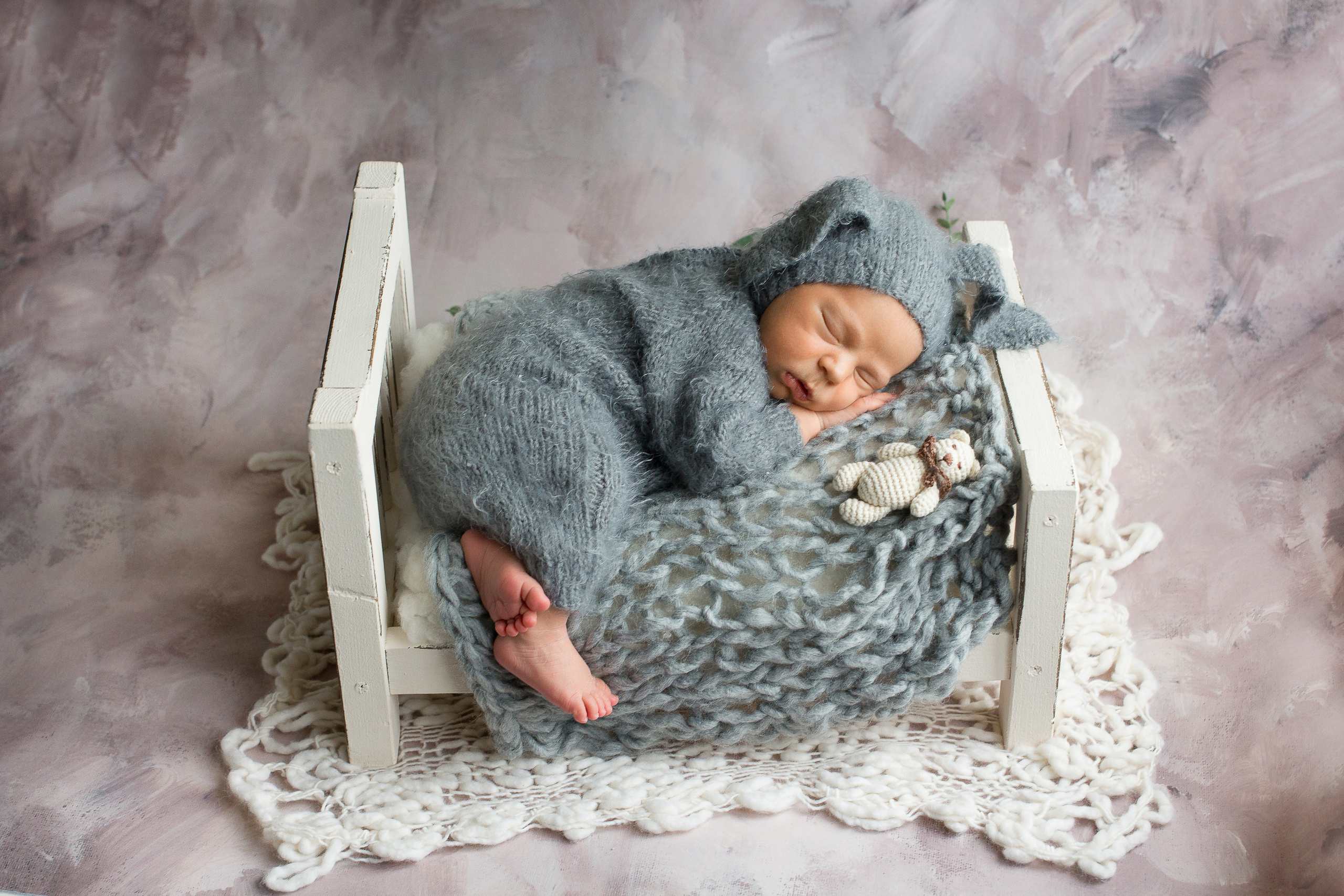 Корзинки и бадейки для фотосессии Ньюборн. Фотограф новорожденных в г. Миасс Анна Плотникова