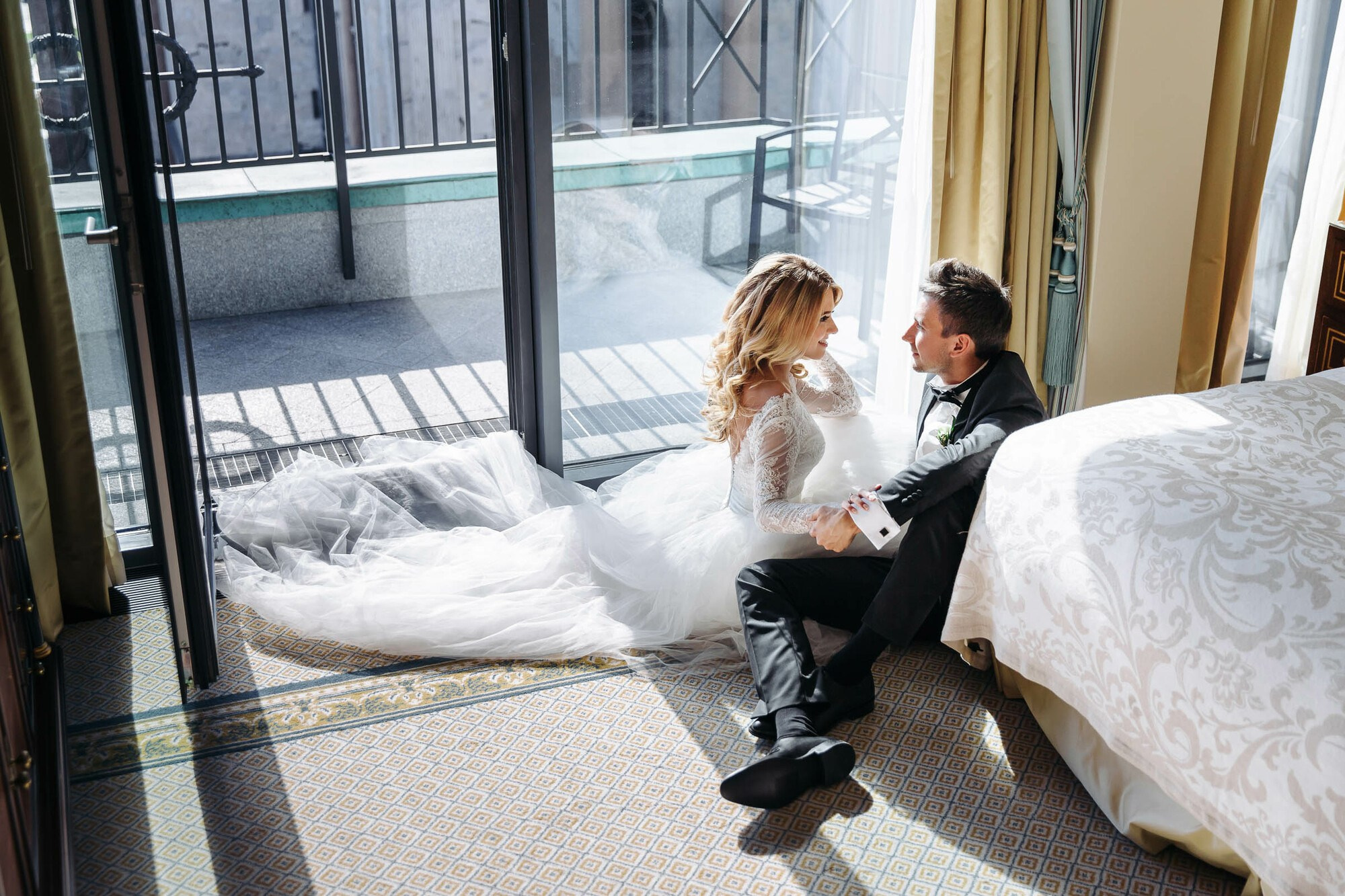 Романтичная свадьба в отеле Four Seasons. Свадебный фотограф в Санкт-Петербурге и Москве Андрей Нестеров