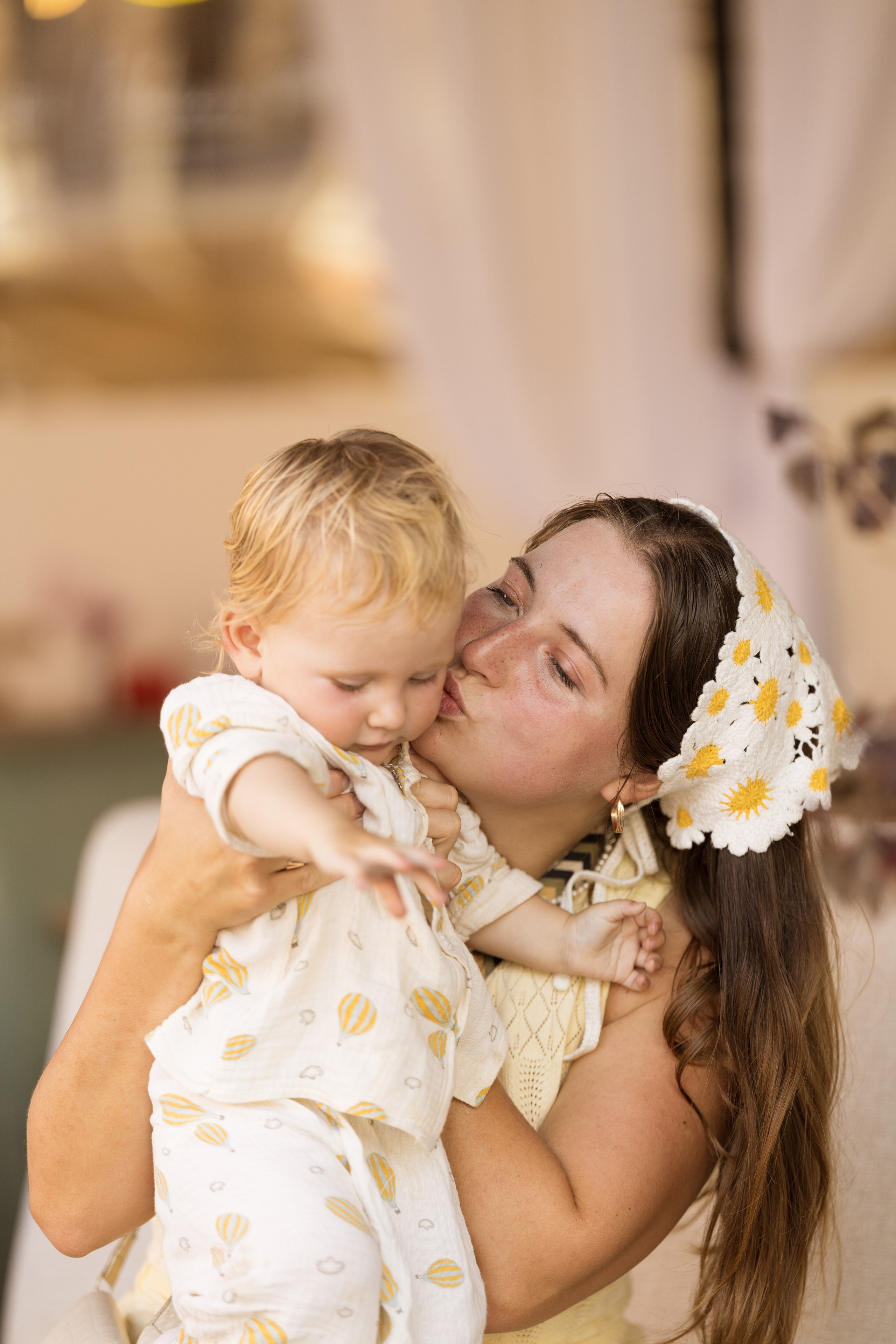 Фотосессия мамы с ребенок. Фотограф в Санкт-Петербурге Тимофей Орлов