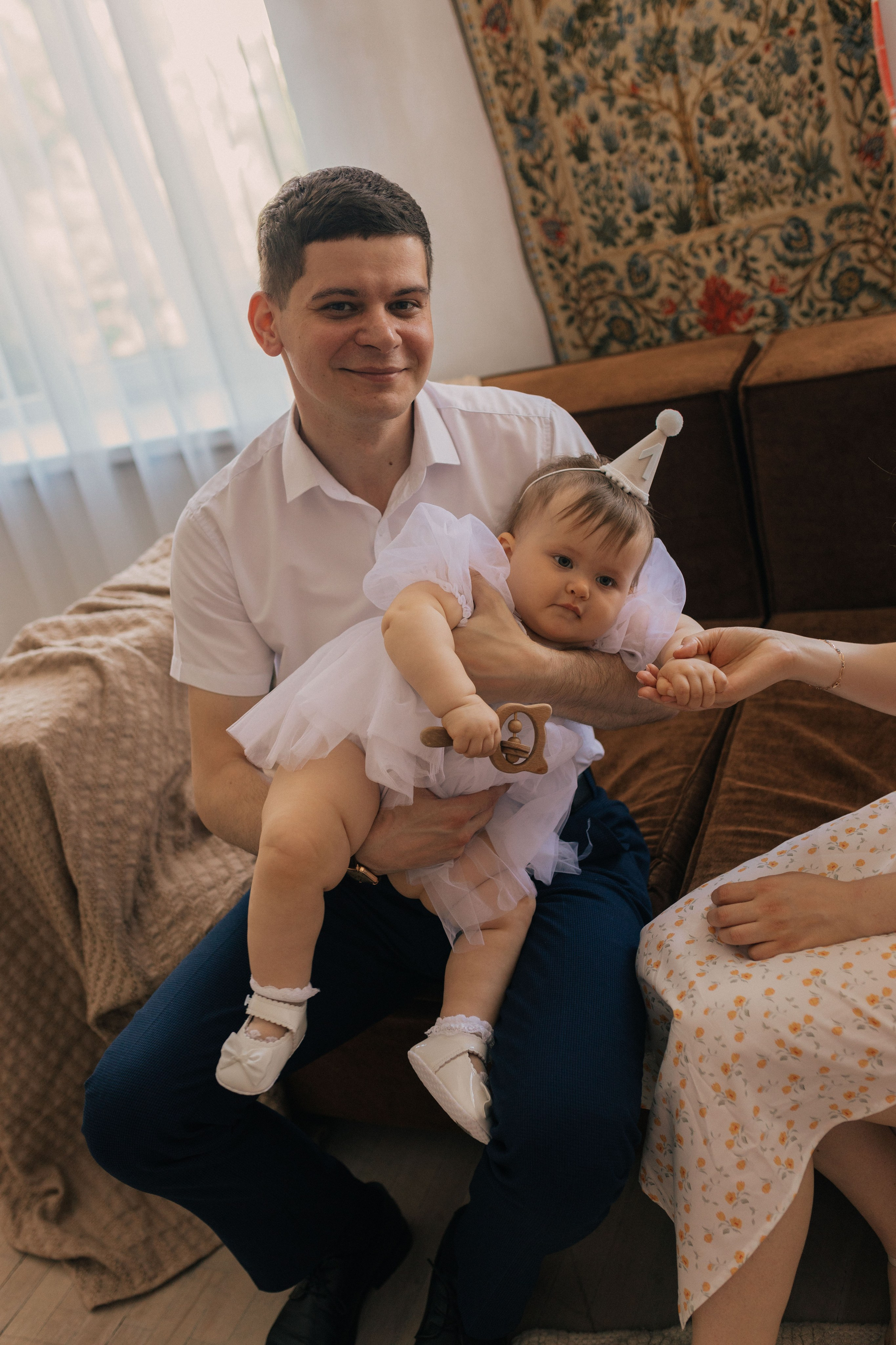 Лизе один годик. Семейная фотосессия в студии редкое фото. Фотограф в Ставрополе Svetlana Matveeva