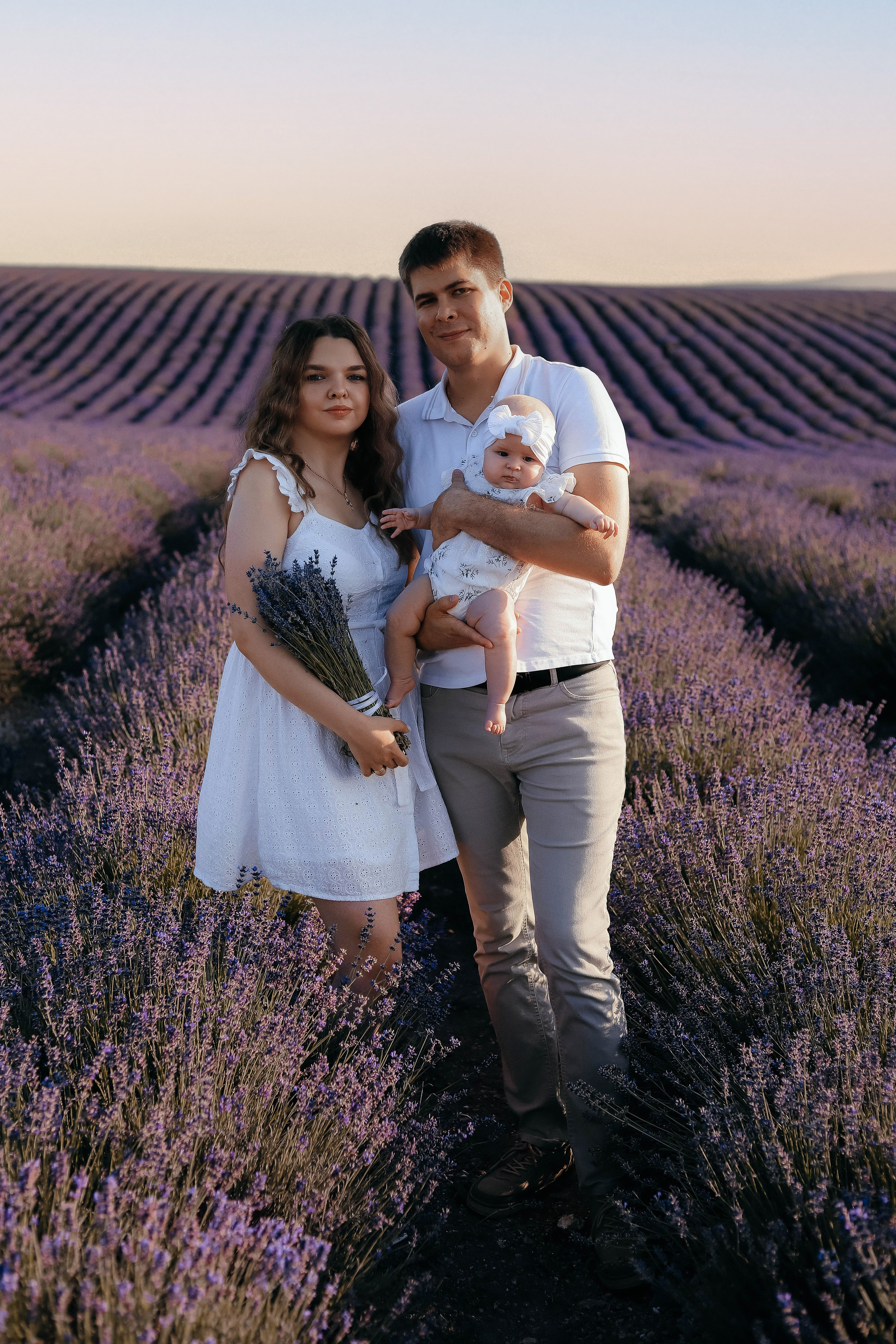 Тамара и Сергей в лаванде. Женский/Детский фотограф в Симферополе Вероника Слепогина