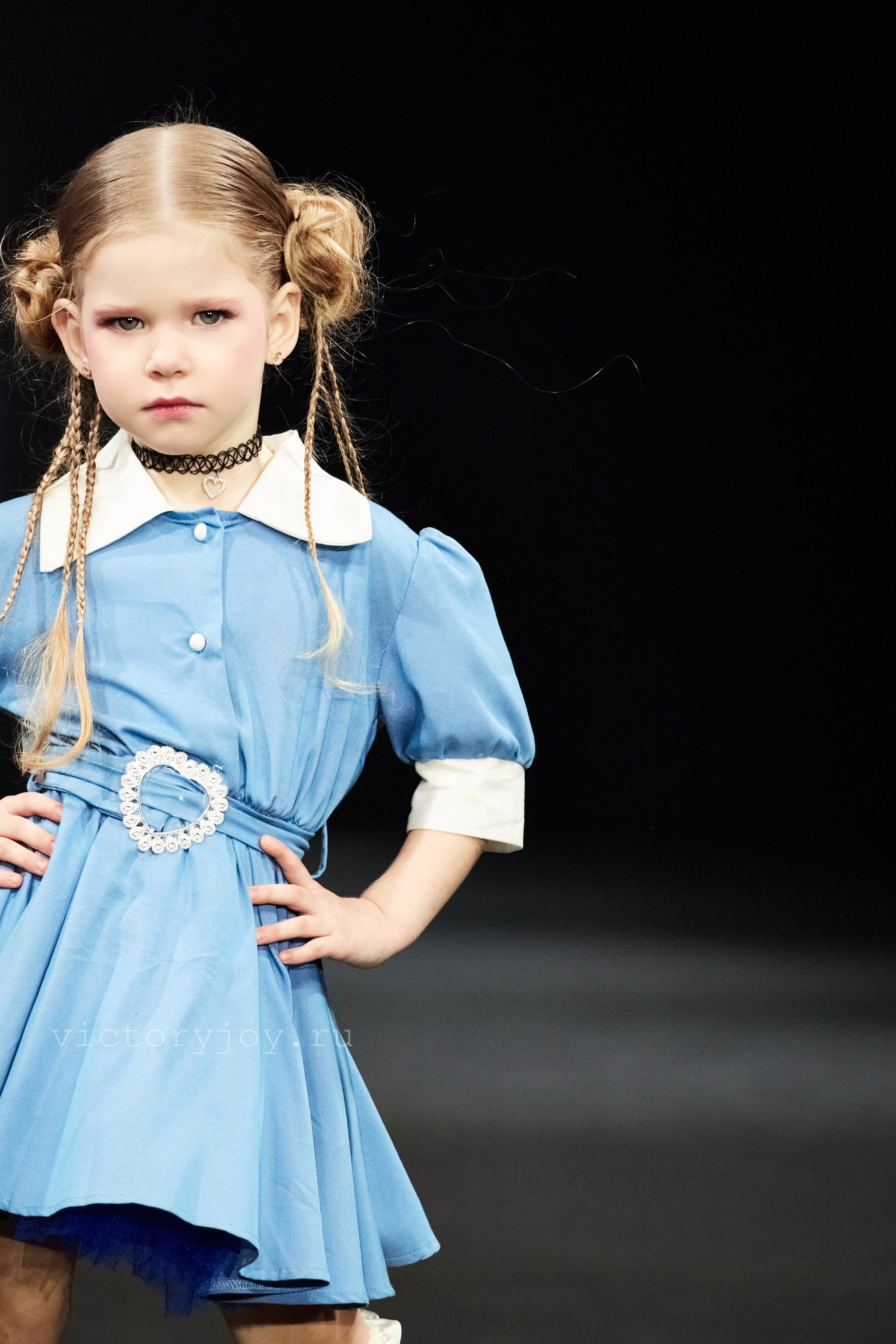 Sochi Fashion Week май 2026. Профессиональный фотограф в Сочи Виктория Джой. Обучение