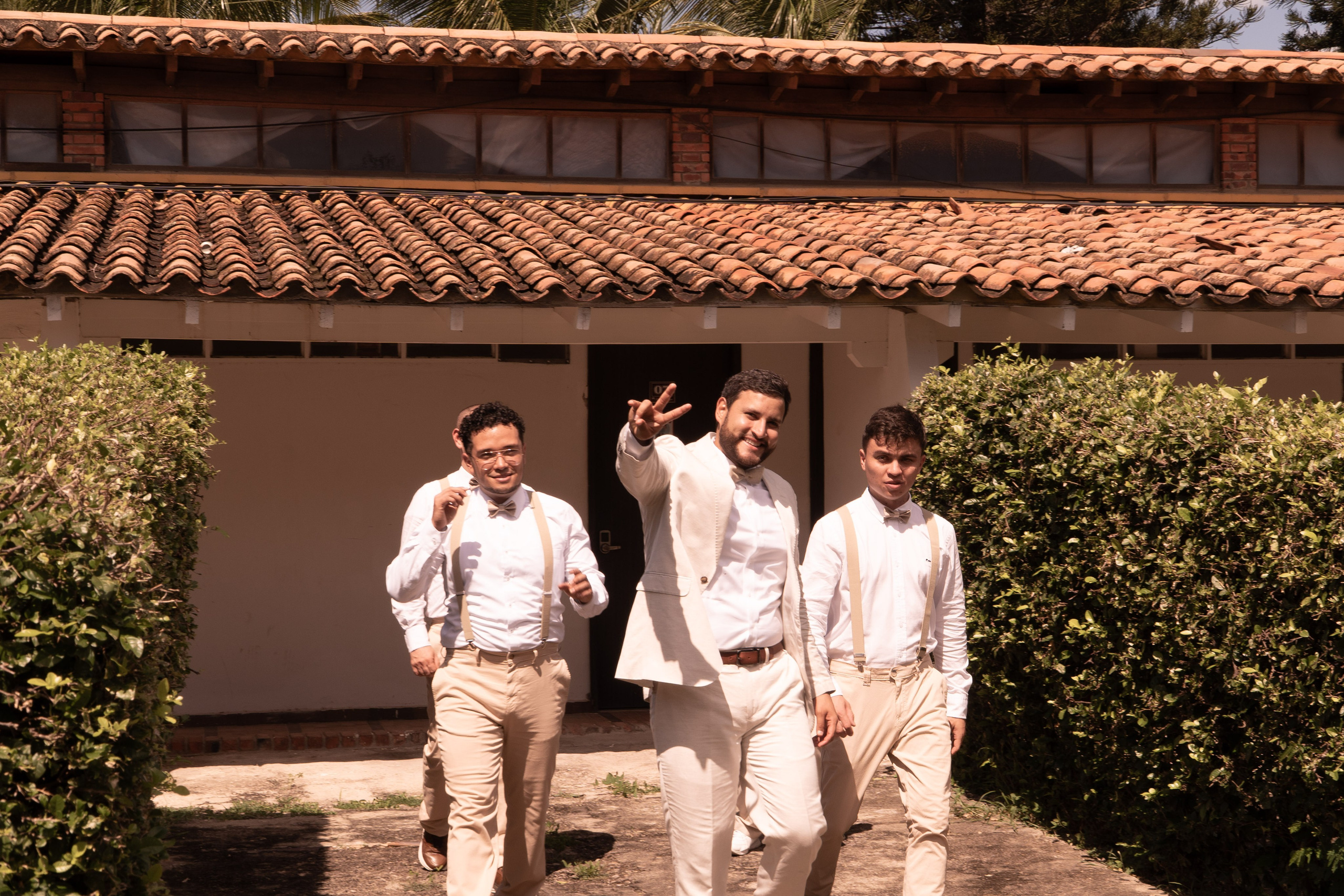 Carola & Gerson. Wedding Photographer in Barcelona and Medellin