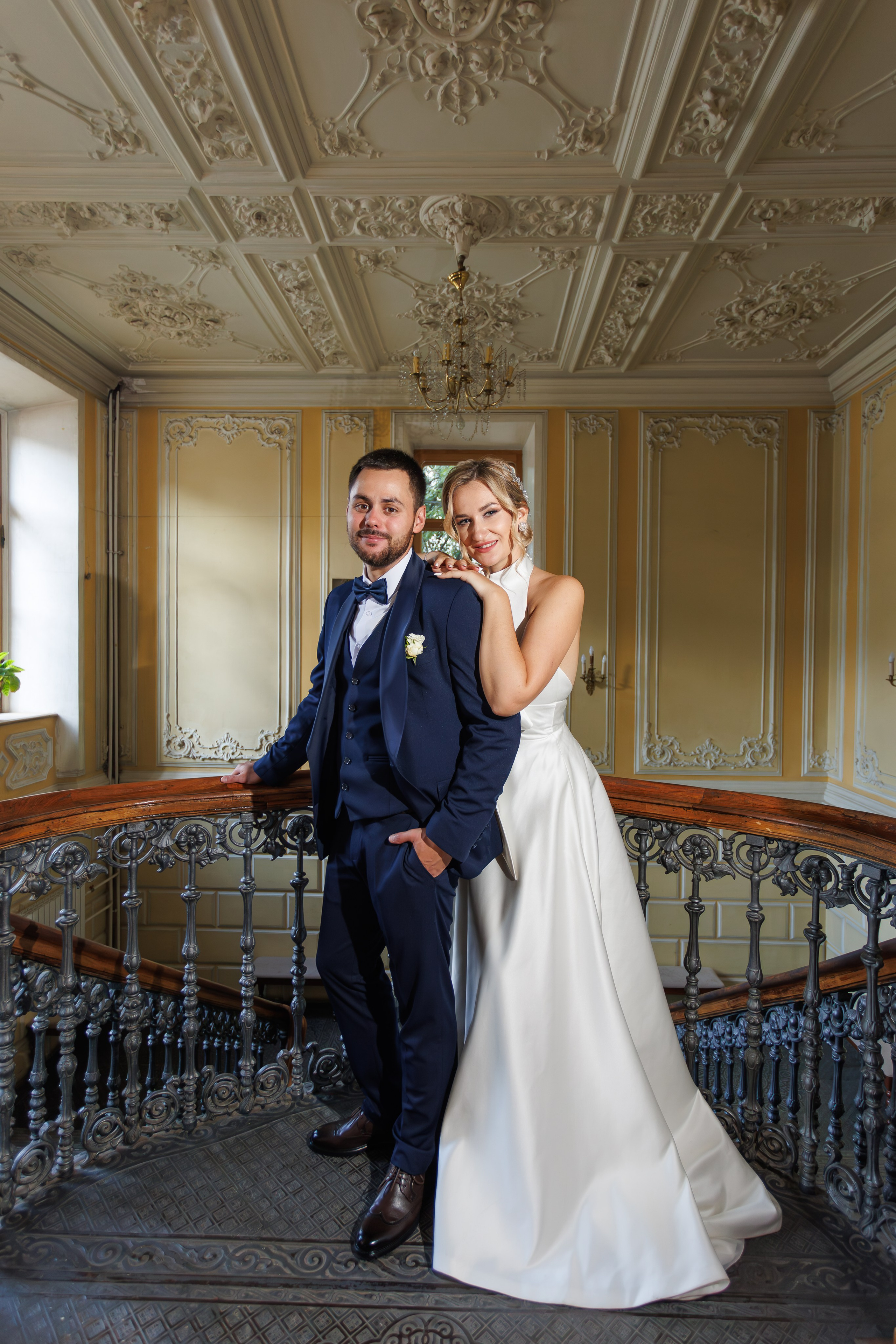 Свадебная фотосессия в библиотеке-читальне им А. С. Пушкина. Свадебный фотограф Москва и МО Сергей Киржаев