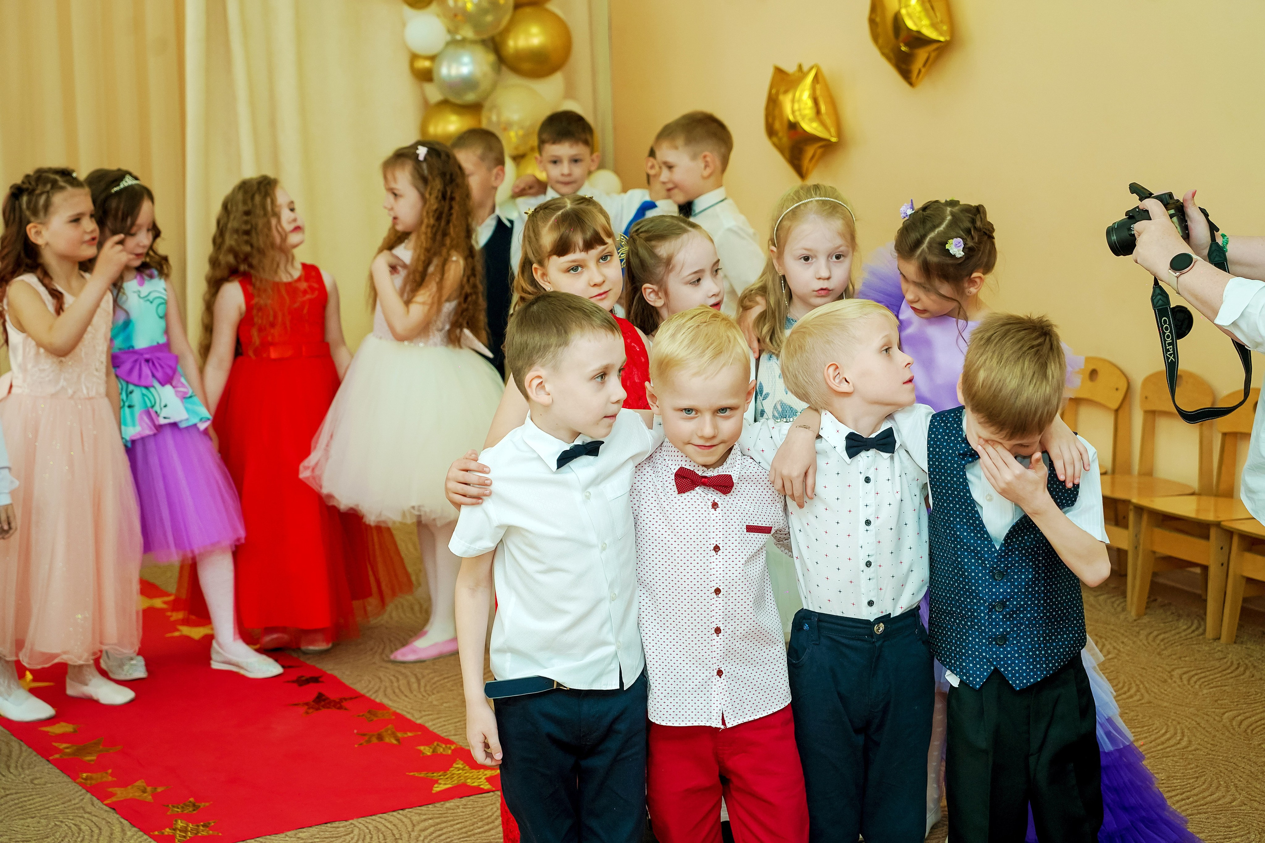 Фотосъемка видеосъёмка фотограф видеооператор новогодних утренников  в. Фотограф, видеооператор Нина Коршунова