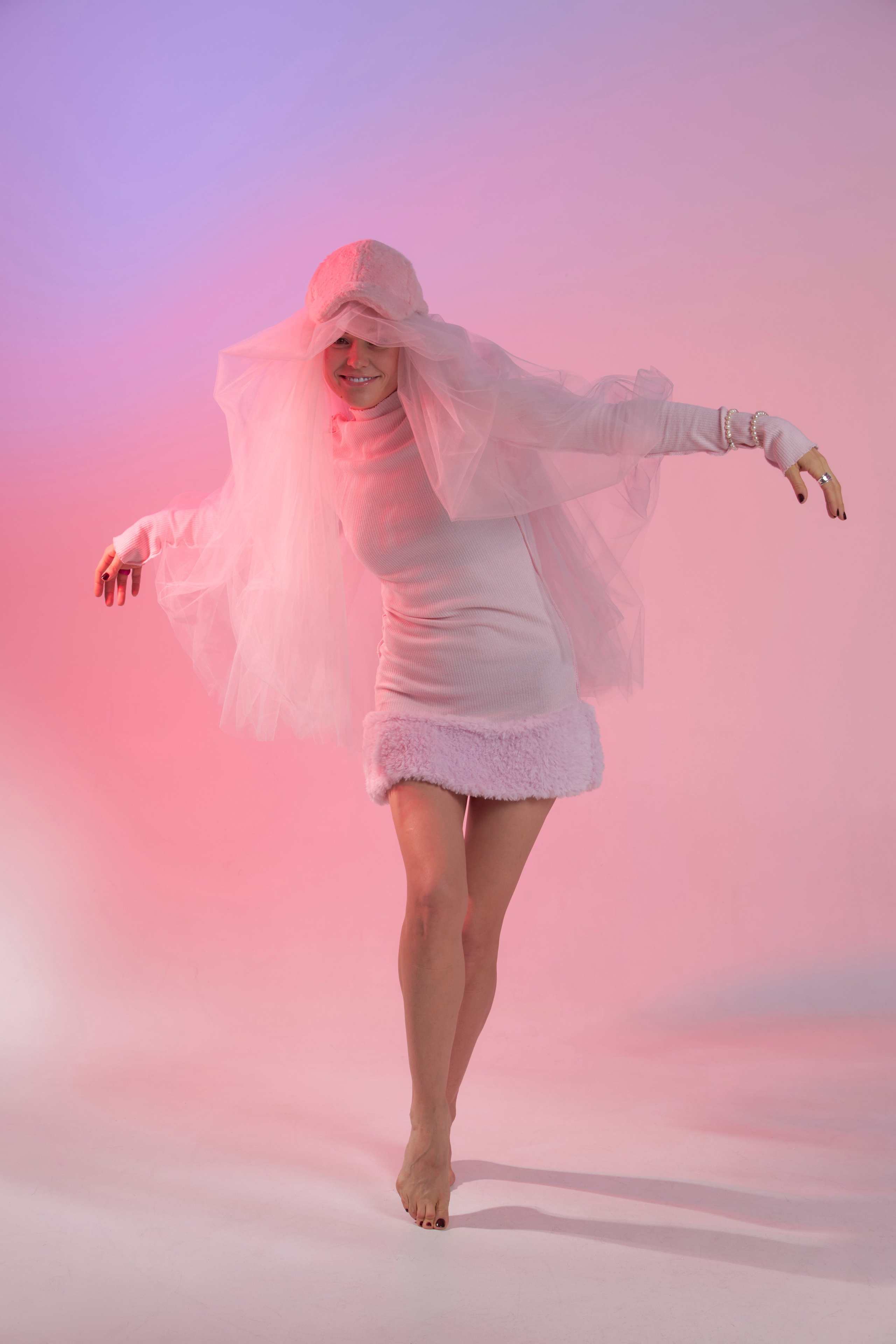 Фотосессия в студии с цветным светом. Анна Потявина. Фотограф Москва