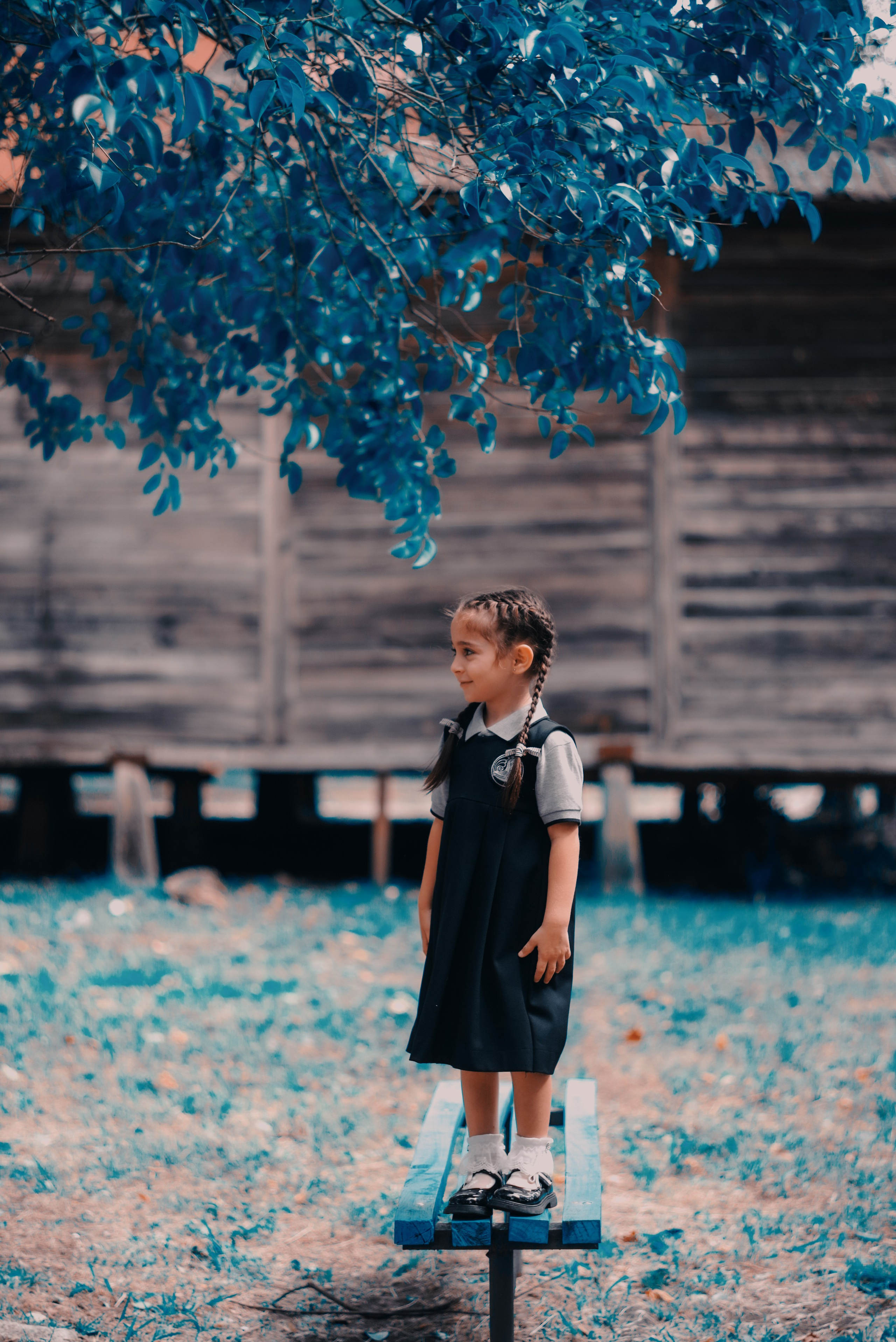 Элене идёт в школу. Портретный фотограф Денис Милютин