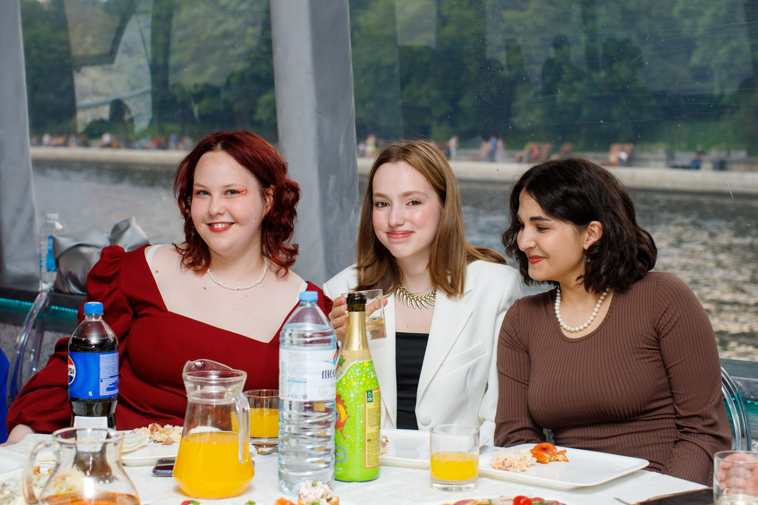 9 класс / Гимназия № 1558 имени Росалии де Кастро / Выпускной. Детский и семейный фотограф Мария Киселёва. Москва