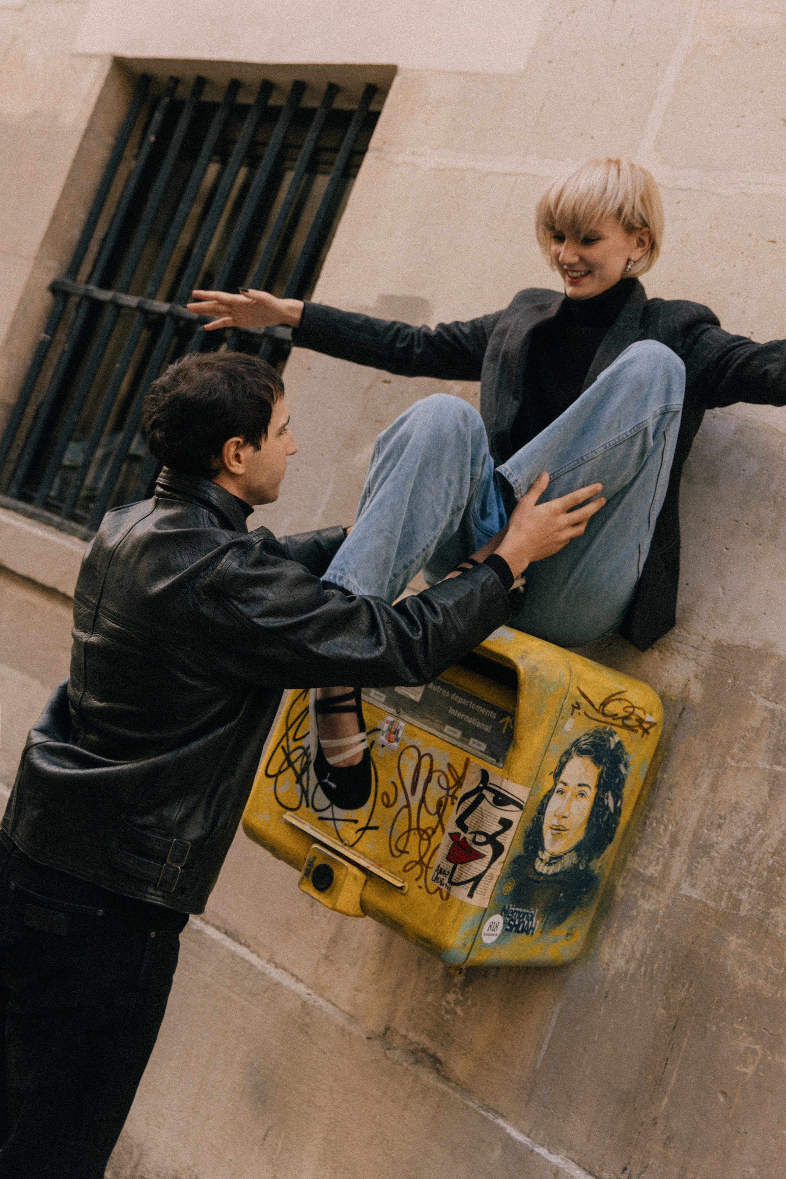 First love is something that lasts forever. Photographer in Paris