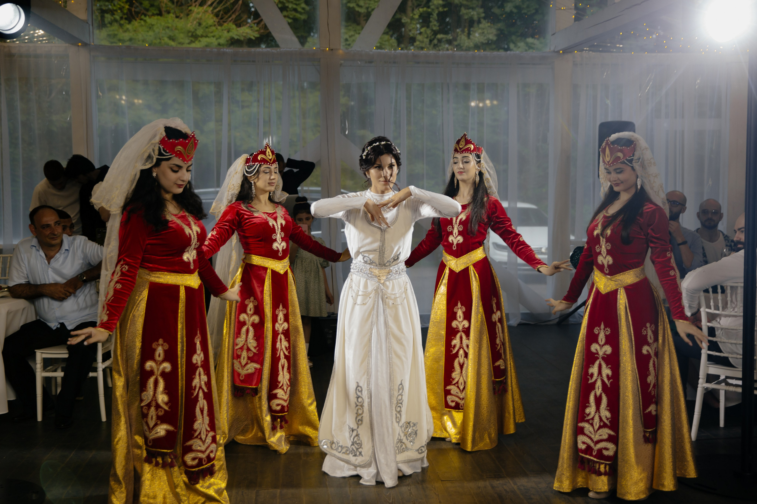 16.06.2024. RETOUCH-HOUSE