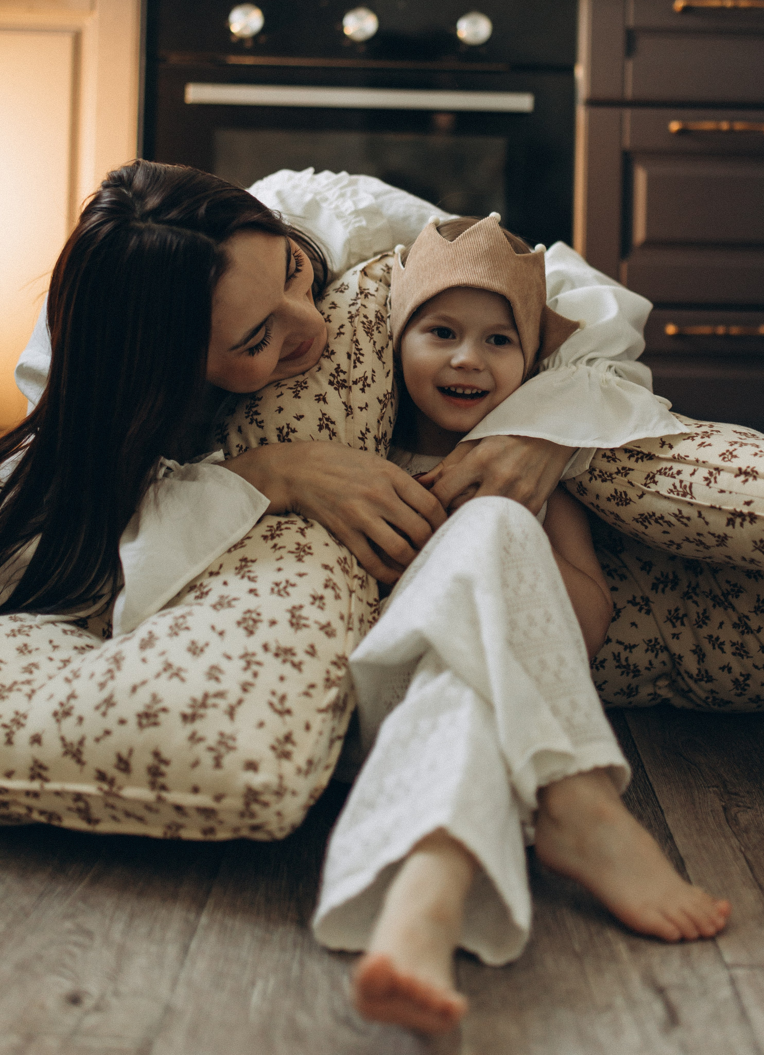 Домашняя истории о материнской любви! Виктория и Сияна. Услуги