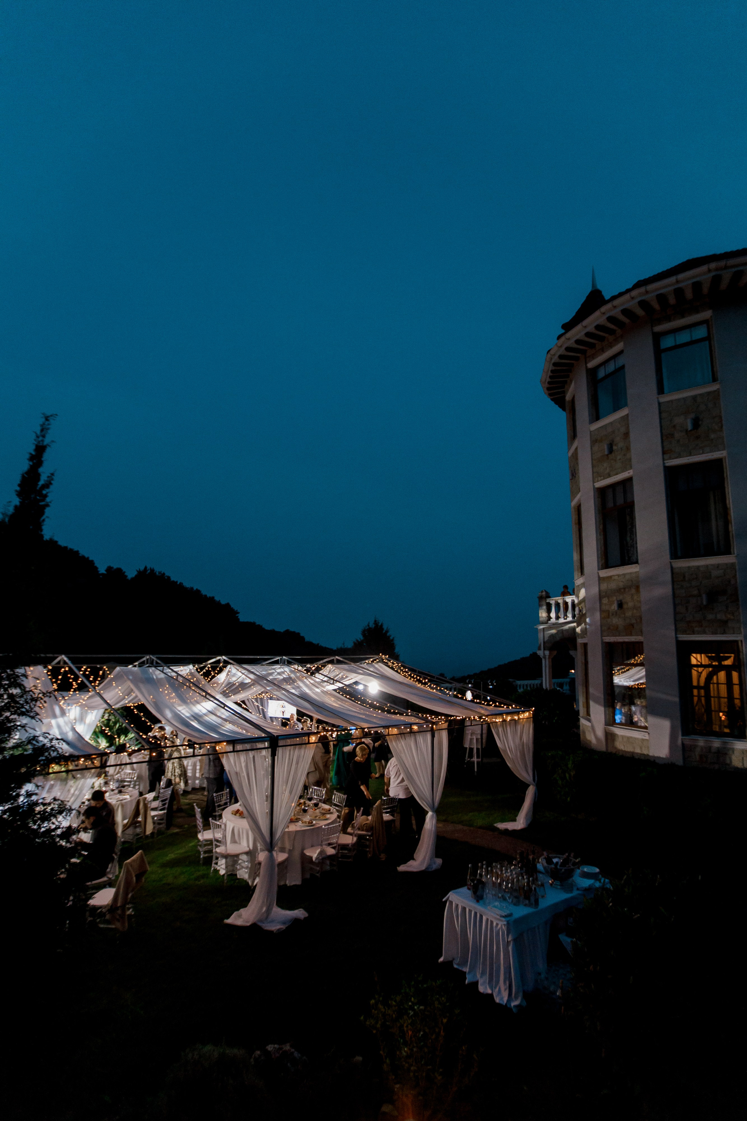 Денис и Алина. Белый замок. Фотограф Анна Лейман. Севастополь