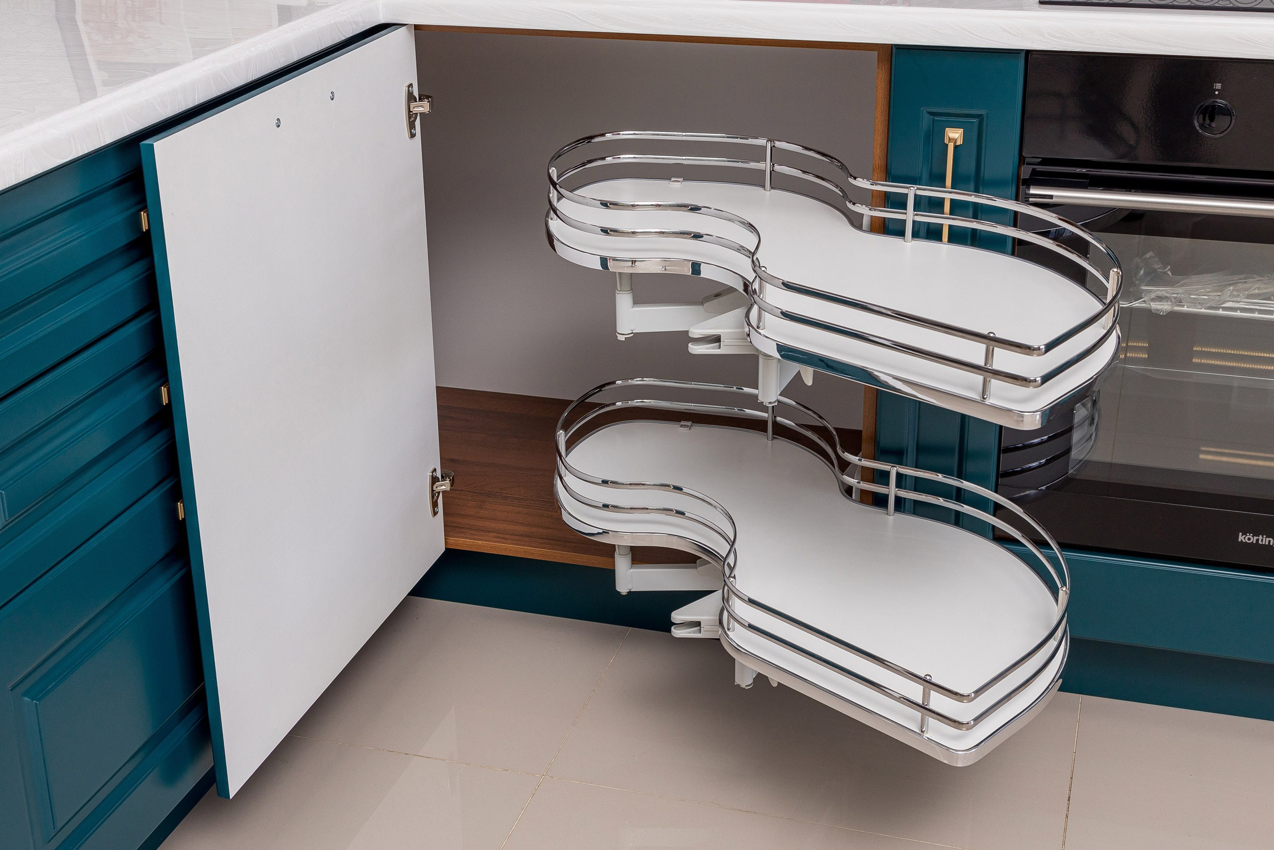 Kitchen salon. Interior photographer Vitalii in Portland and Vancouver