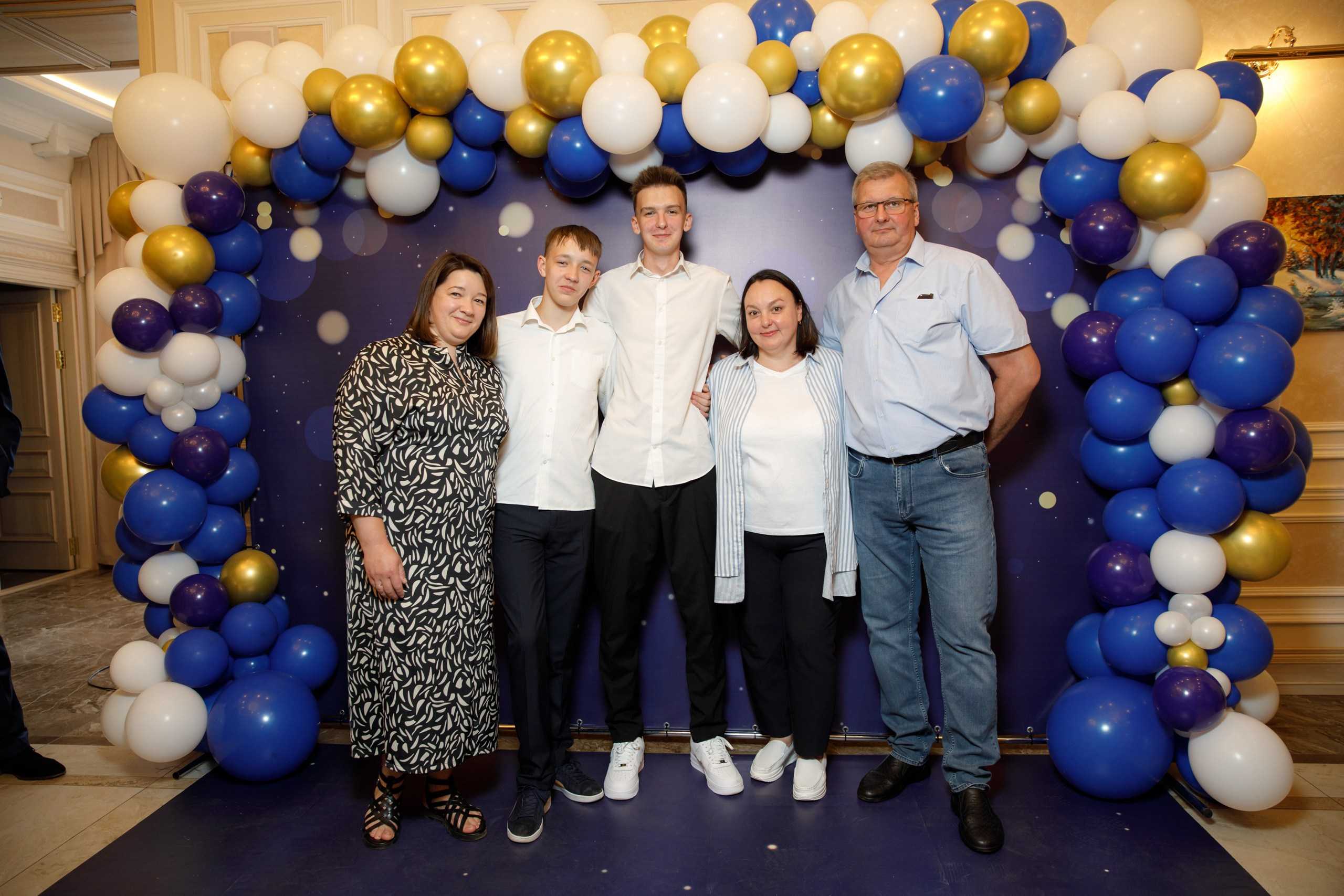 Вручение аттестатов. Свадебный фотограф в Ярославле Анастасия Архипова