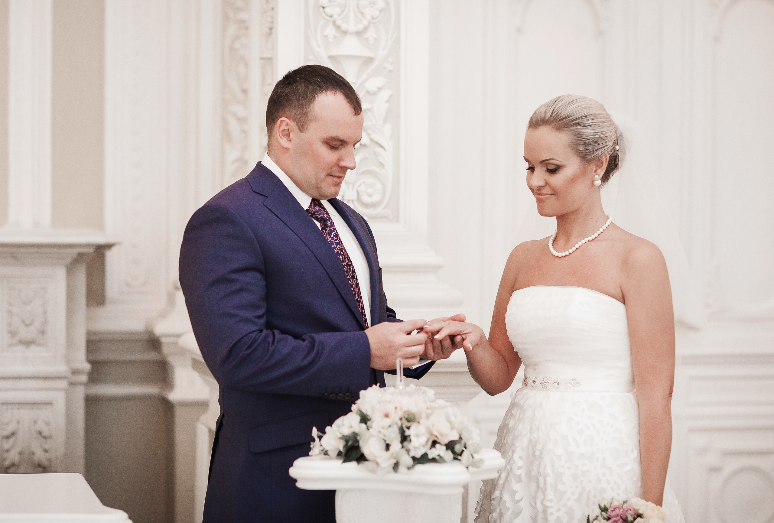 невеста, свадебное платье, фотограф Елизавета Сорокина, свадебный фотограф, фотограф на свадьбу, свадебный фотограф спб, фотограф на свадьбу спб, свадебный фотограф в санкт-петербурге, регистрация брака,свадебная фотосессия, фотостудия для свадьбы, образ невесты, свадебная прическа спб, свадебный макияж спб, сборы невесты, фотосессия сборов невесты, свадебный автомобиль, автомобиль на свадьбу, лимузинневеста, жених и невеста, костюм жениха, свадебное платье, фотограф Елизавета Сорокина, свадебный фотограф, фотограф на свадьбу, свадебный фотограф спб, фотограф на свадьбу спб, свадебный фотограф в санкт-петербурге, регистрация брака,свадебная фотосессия, фотостудия для свадьбы, образ невесты, свадебная прическа спб, свадебный макияж спб, обручальные кольца, сборы невесты, утро невесты , фотосессия утро невесты, фотосессия сборов невесты, сборы невесты в аппартаментах, сборы невесты в отеле, первый дворец бракосочетания на английской набережной, дворец бракосочетания №1