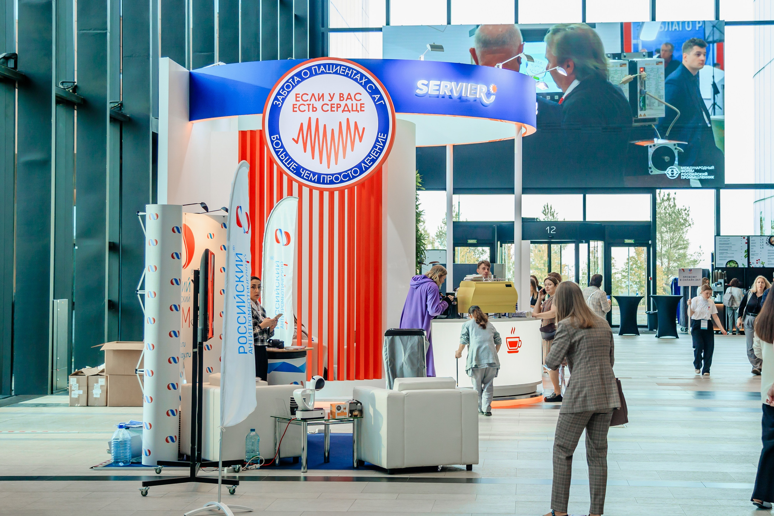 Фотограф на выставку в Спб — заказать в Санкт-Петербурге