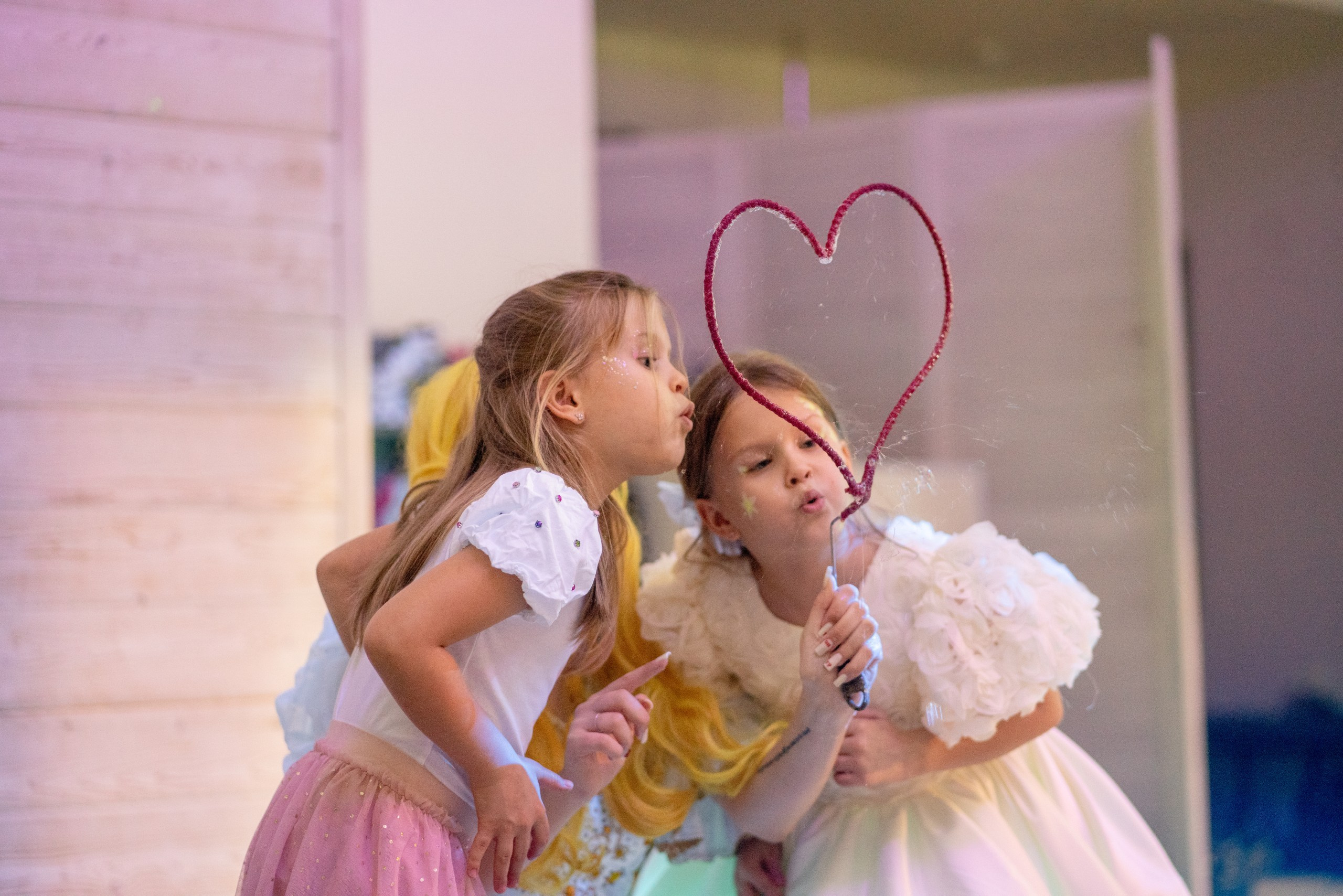 Варе и Маше 6 лет. Семейный фотограф в Москве Лилия Лебедева