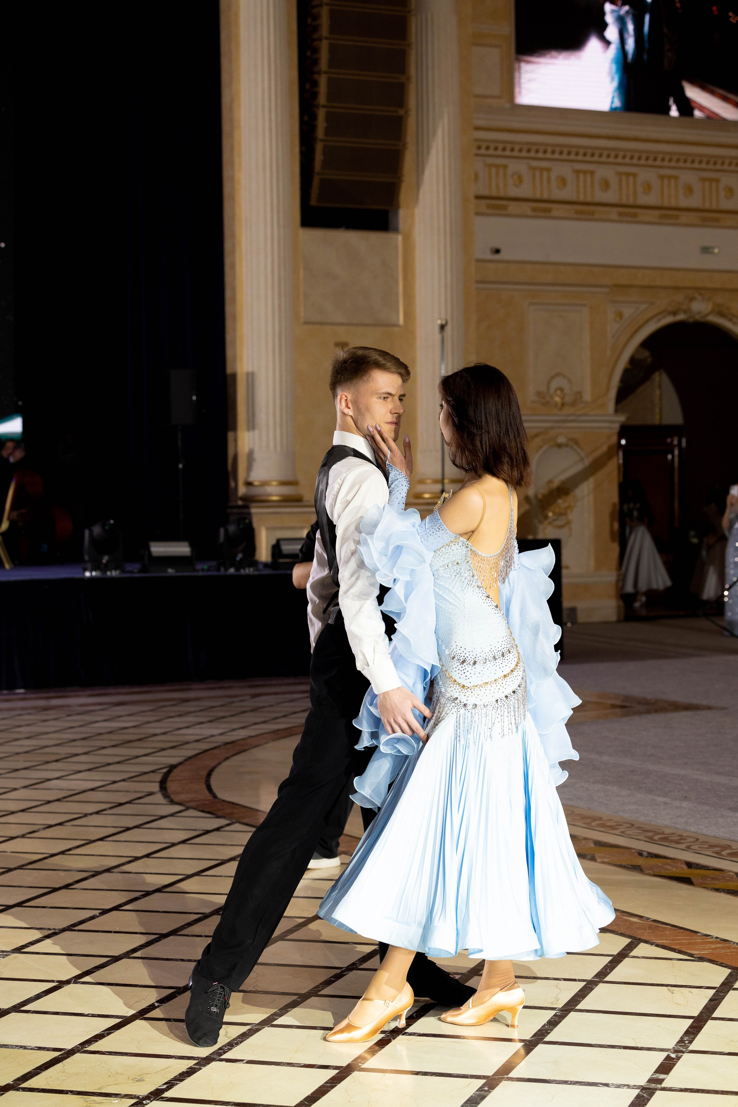Viennese Ball. Кристина Шнайдер репортажный фотограф Алматы