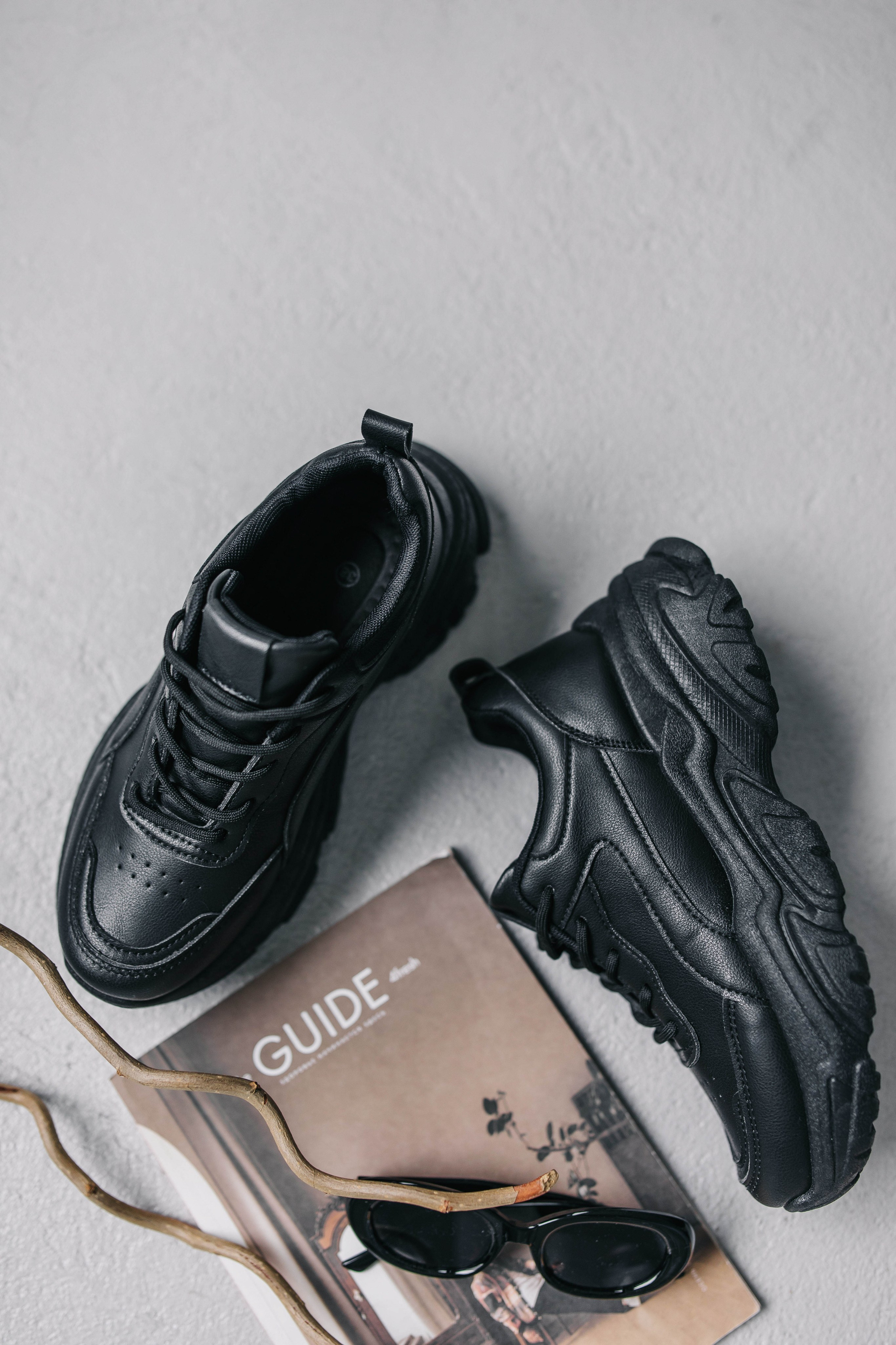 Кроссовки как в Pinterest. Профессиональный фотограф