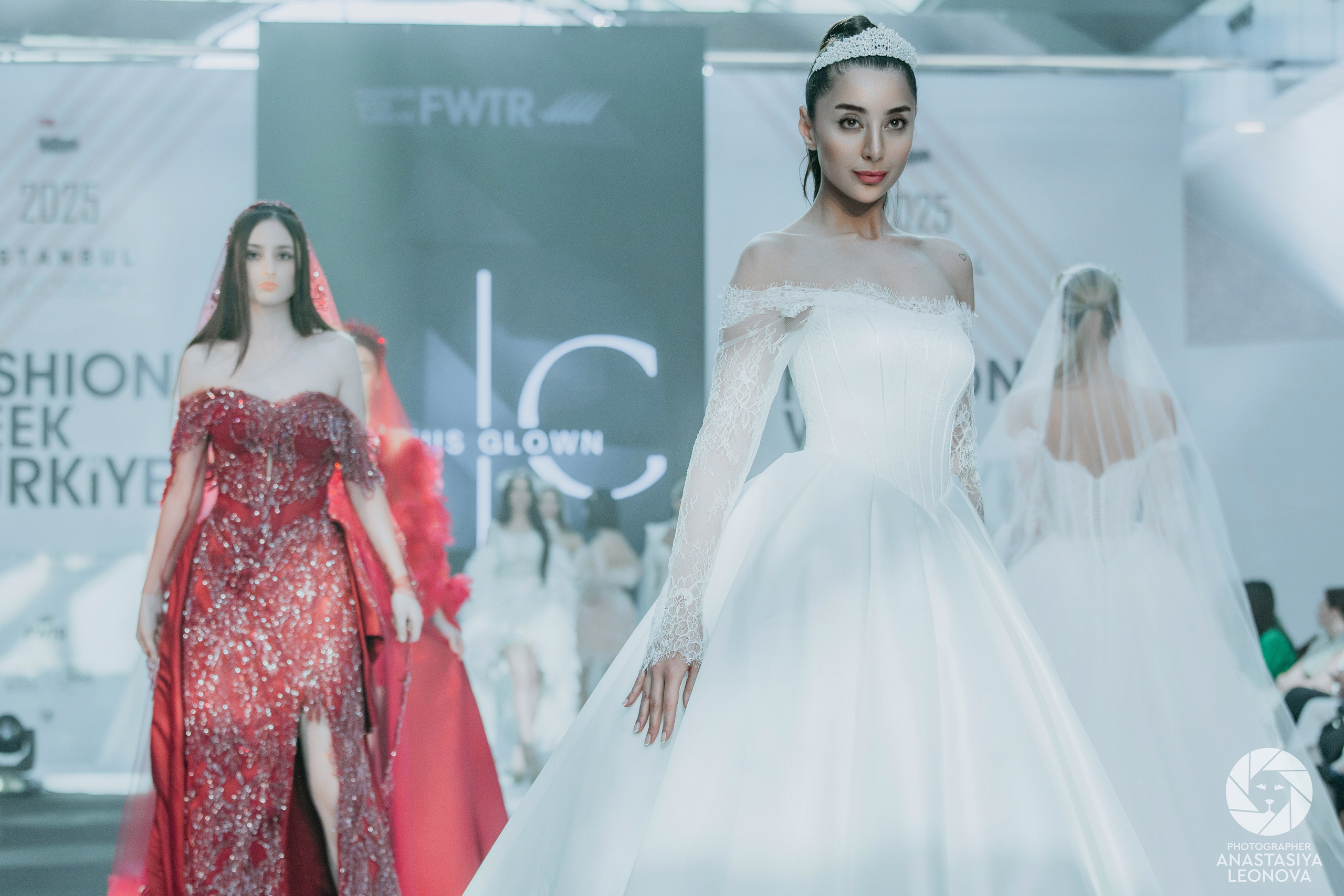 Fashion Week Türkiye [spring, 2025]. Anastasia Leonowa