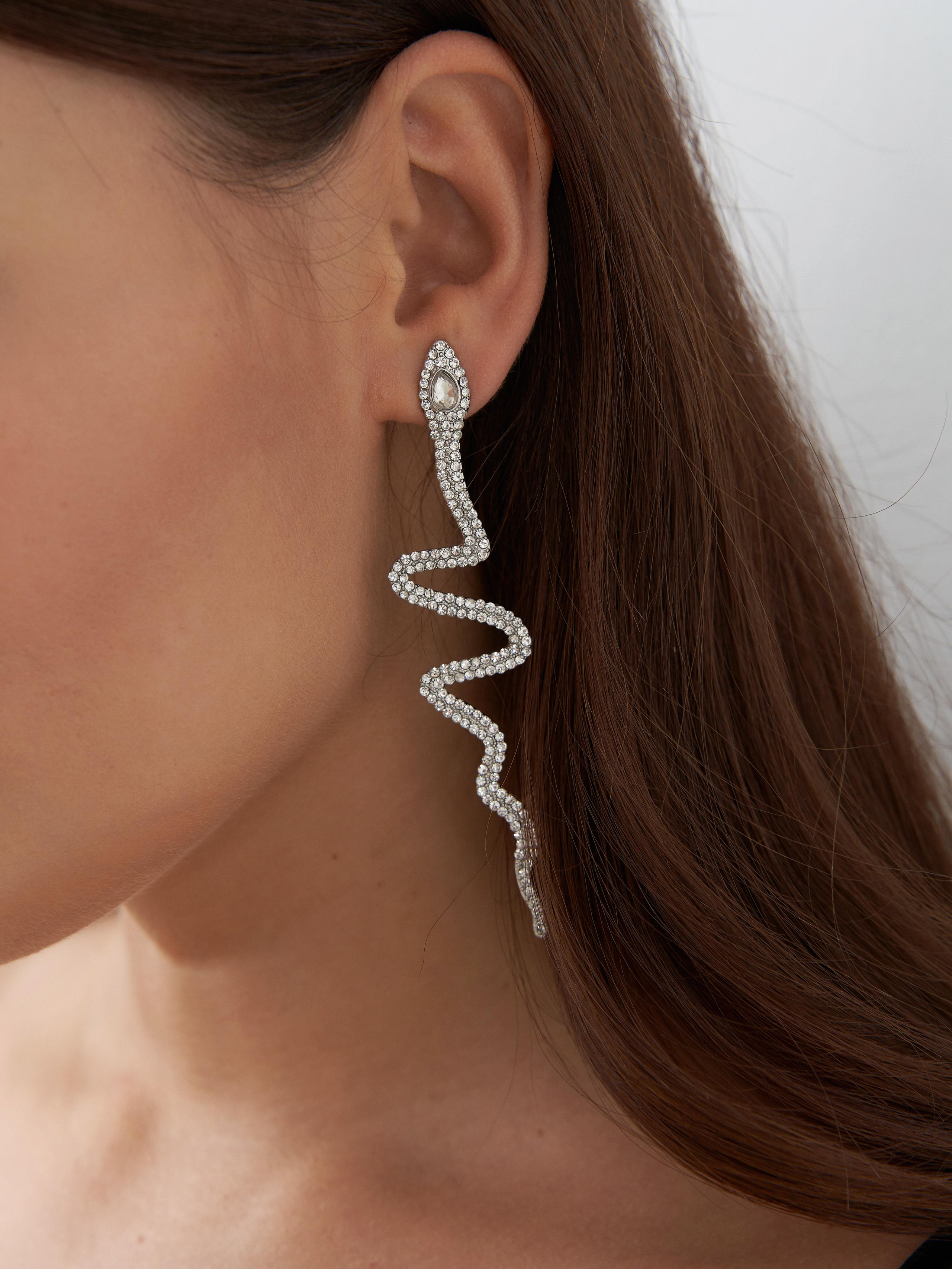 ЮЛЯ. Контент для маркетплейсов и соцсетей. Фото и видео съемка