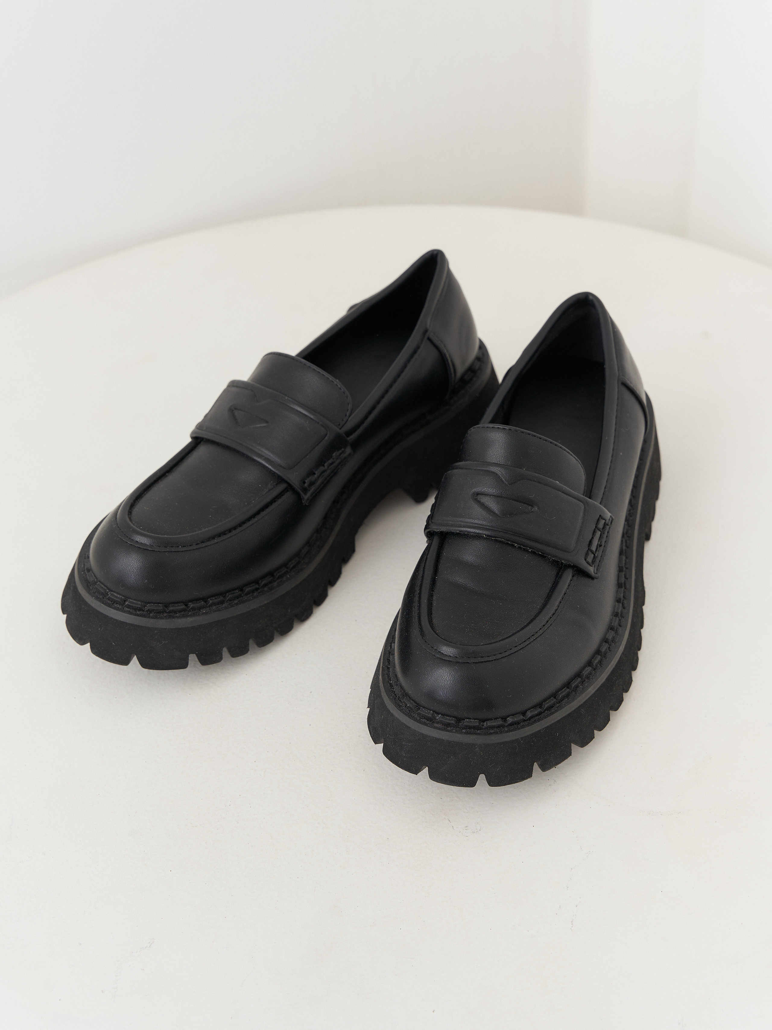 ГАРДЕРОБ БАЗА. Контент для маркетплейсов и соцсетей. Фото и видео съемка